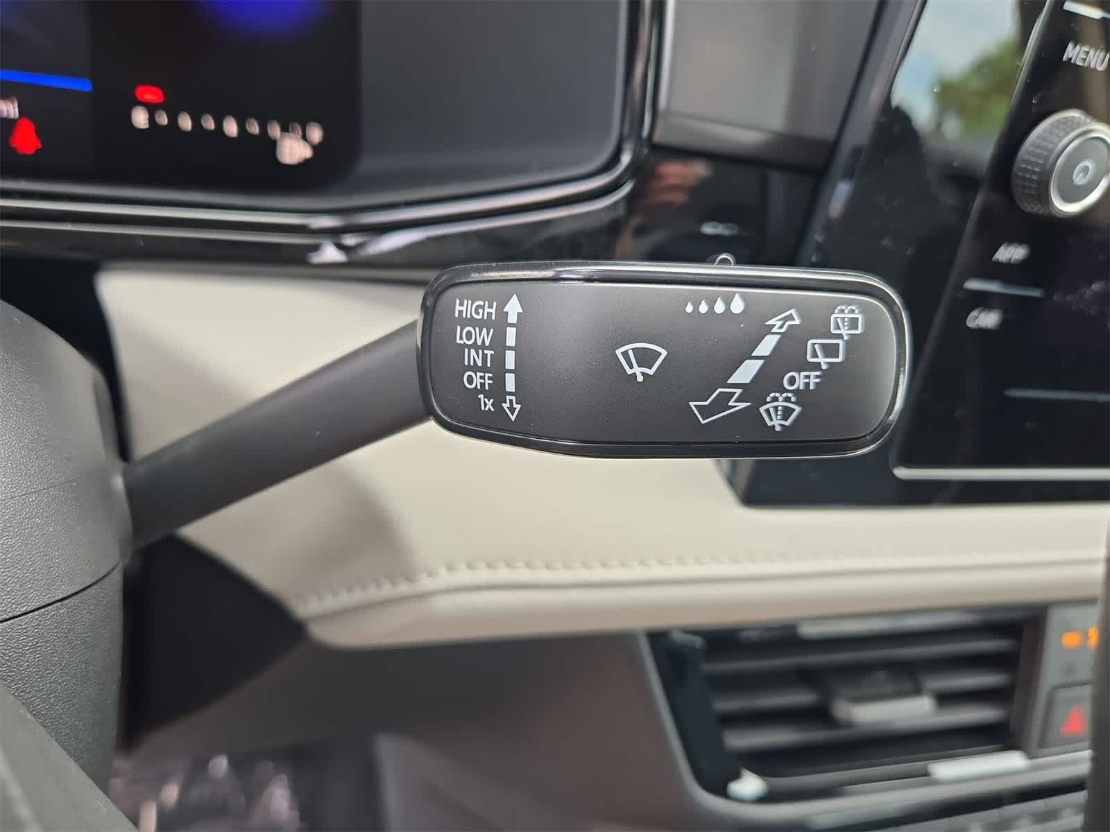 Thumbnail: 2025 Volkswagen Taos - 25