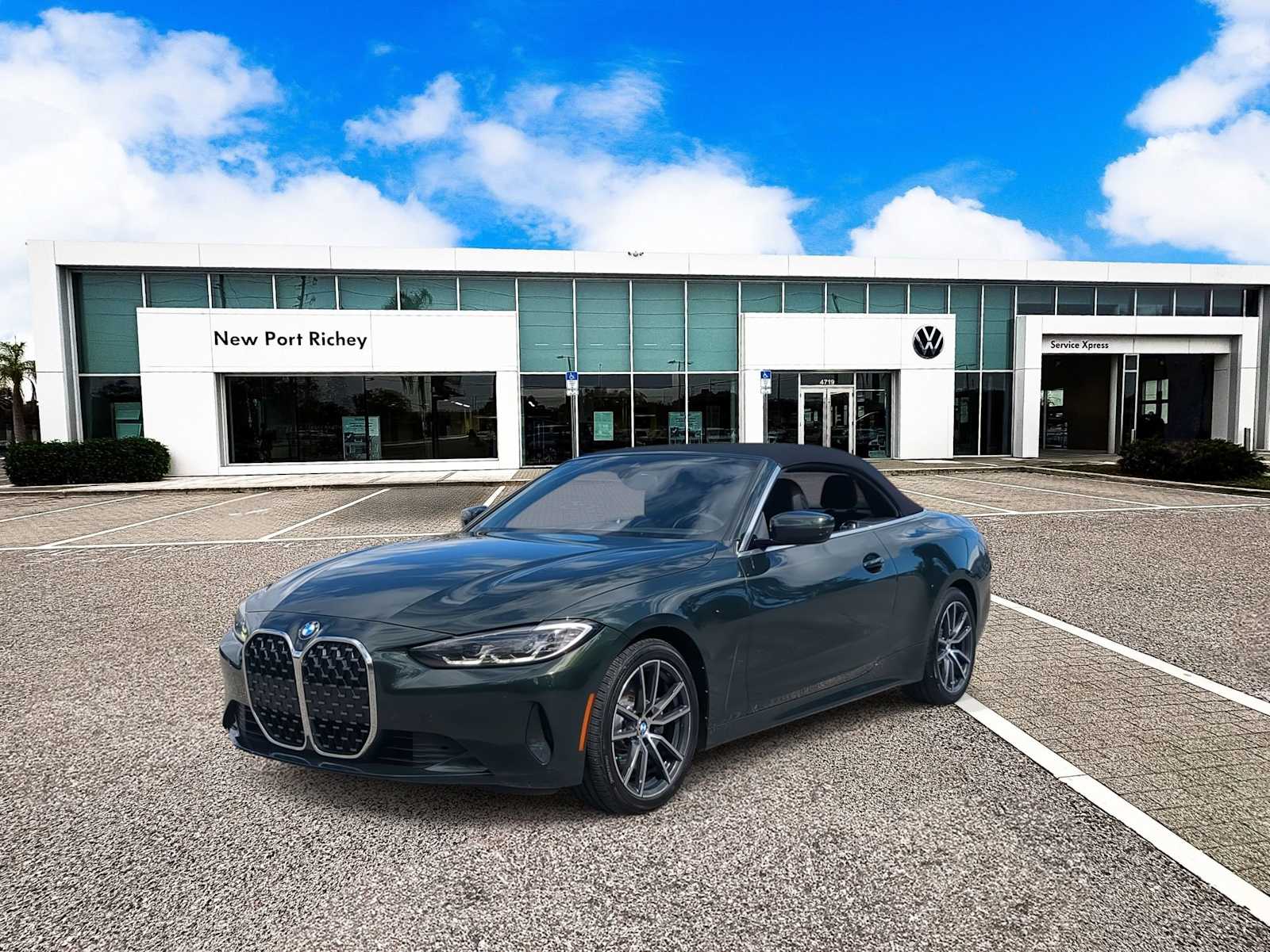 Thumbnail: 2024 BMW 4 Series - 4