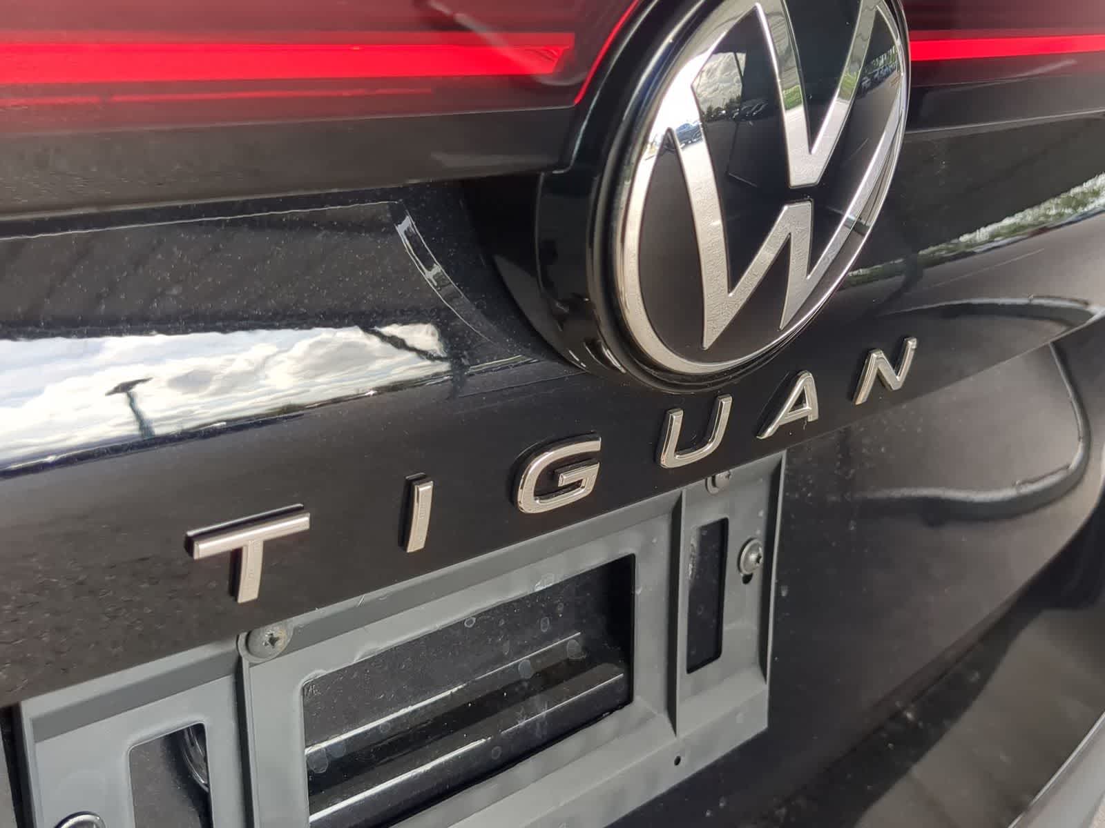 Thumbnail: 2025 Volkswagen Tiguan - 13
