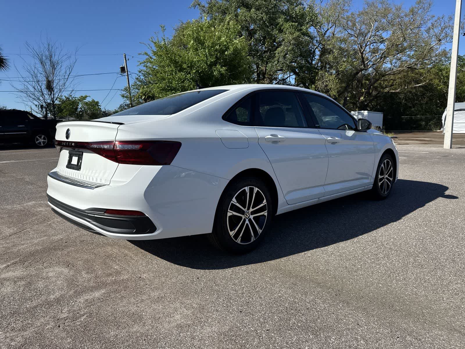 Thumbnail: 2026 Volkswagen Jetta - 6