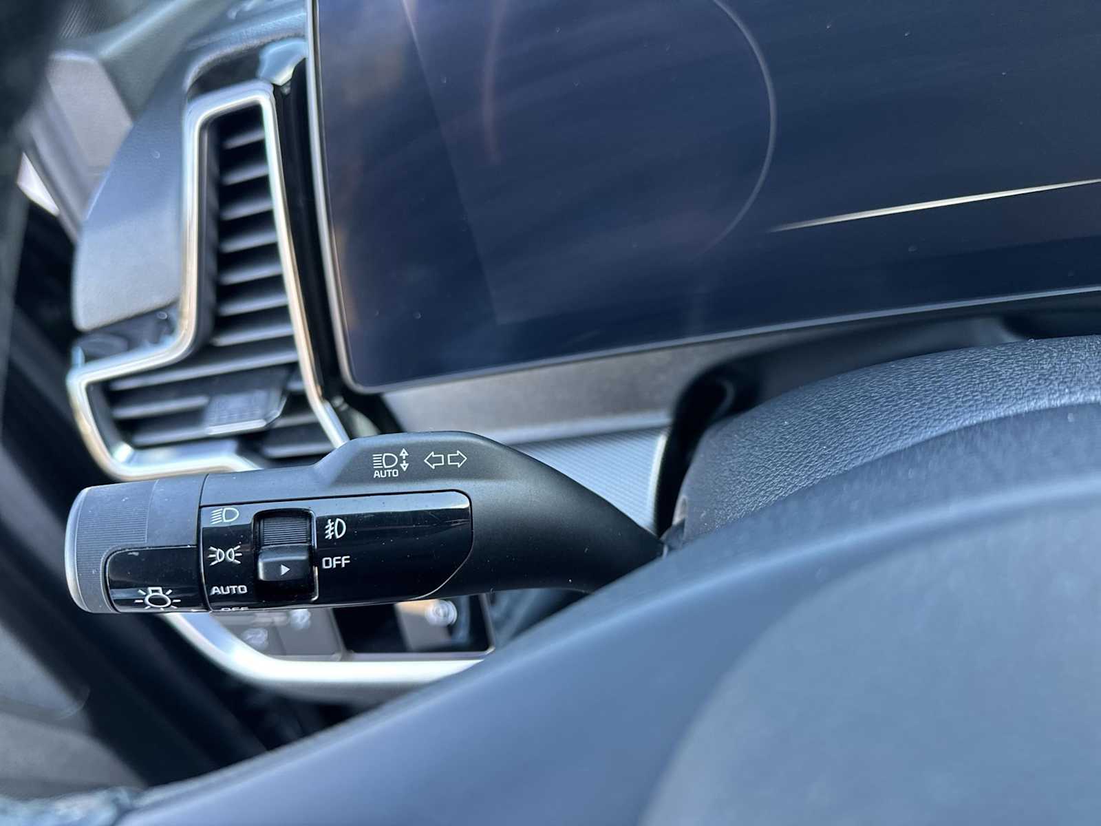 Thumbnail: 2023 Kia Sportage - 25