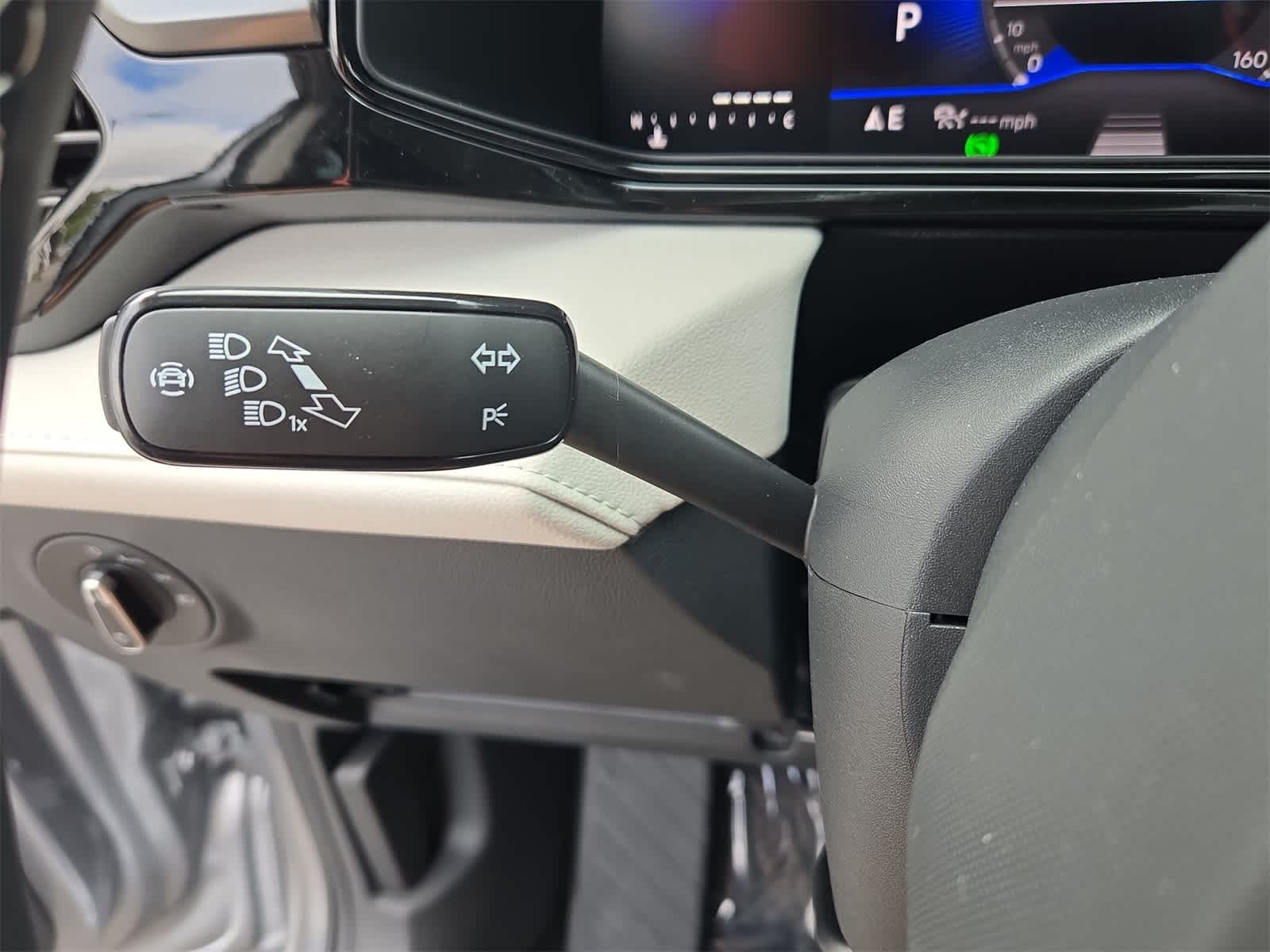 Thumbnail: 2025 Volkswagen Taos - 25