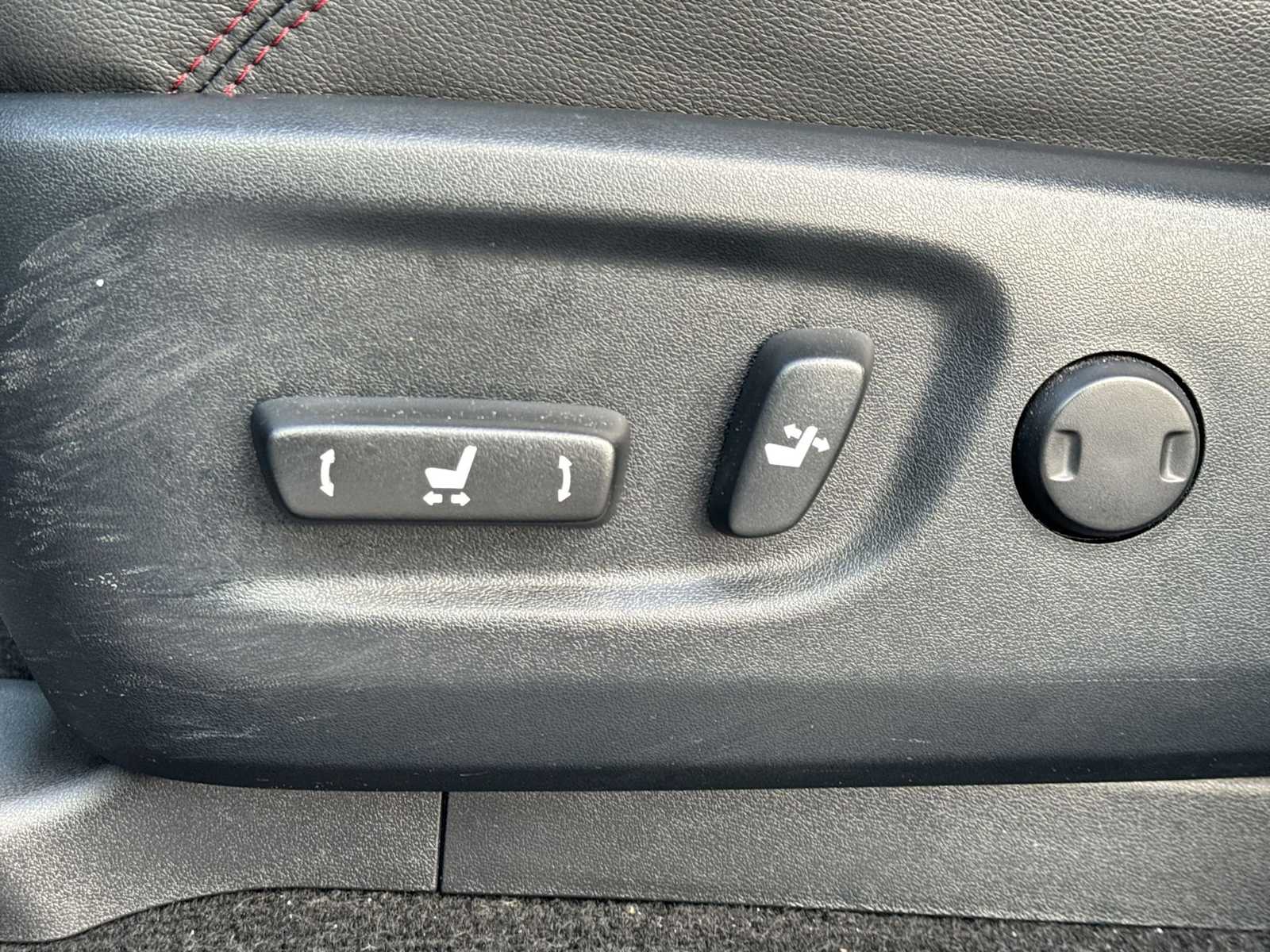 Thumbnail: 2024 Toyota 4Runner - 17