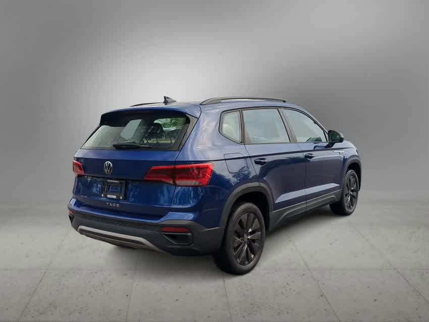 Thumbnail: 2022 Volkswagen Taos - 8