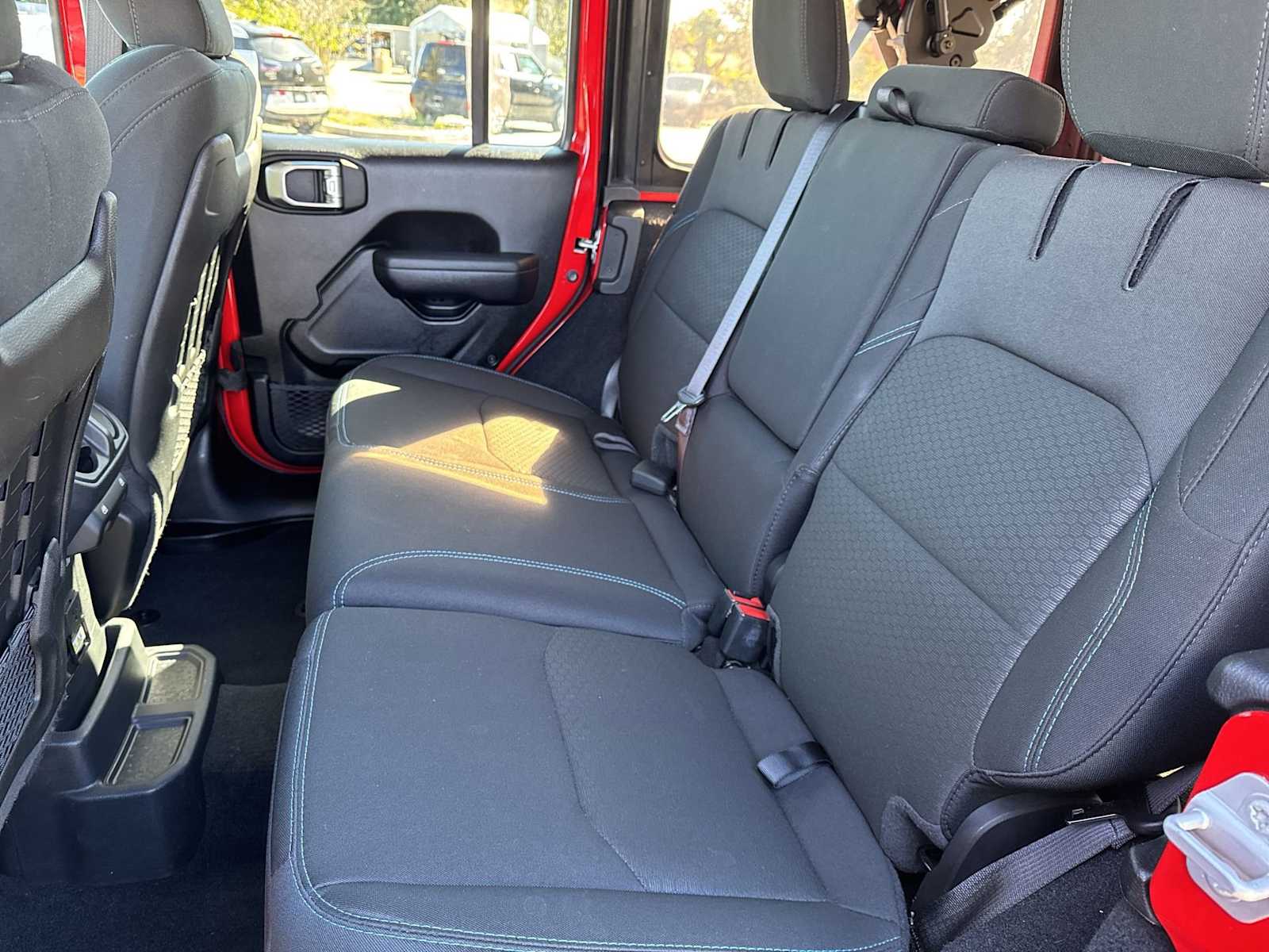 Thumbnail: 2022 Jeep Wrangler - 19