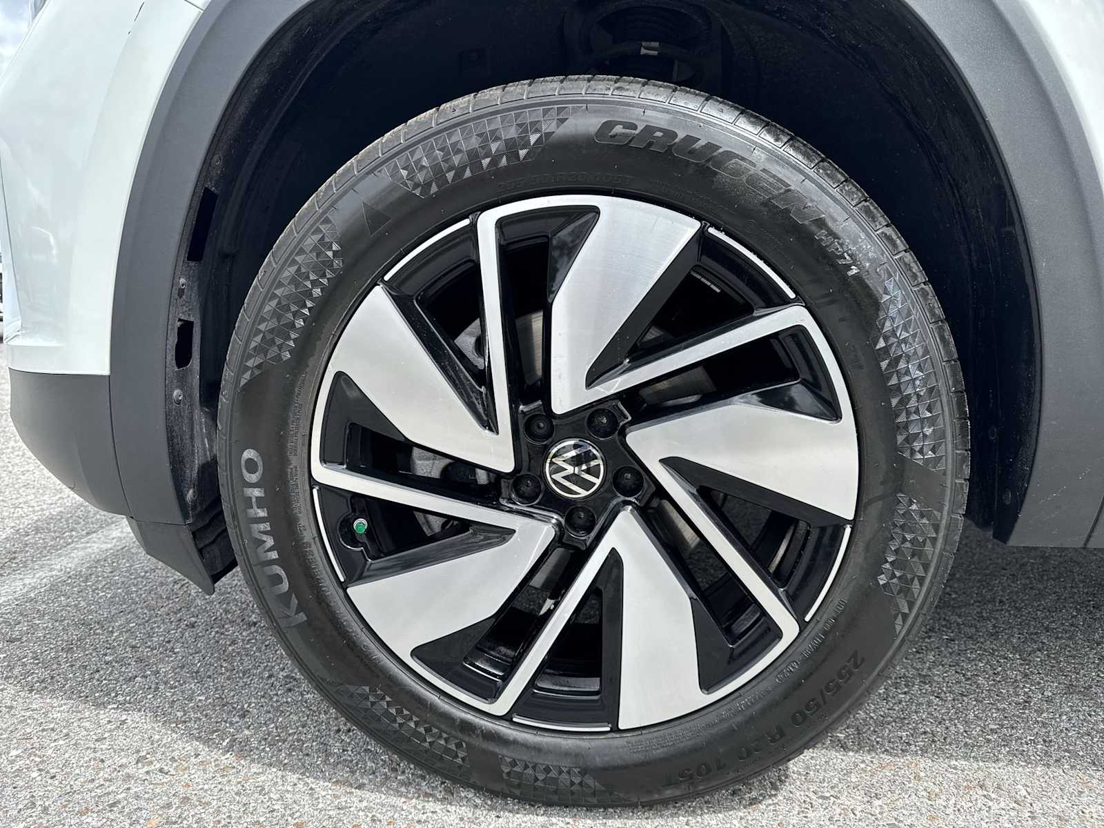 Thumbnail: 2025 Volkswagen Atlas - 12