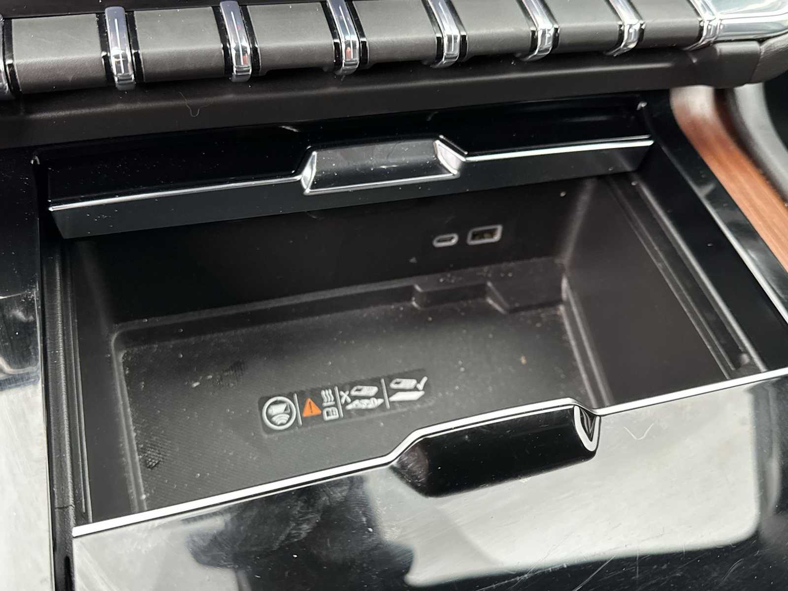 Thumbnail: 2025 GMC Yukon - 24