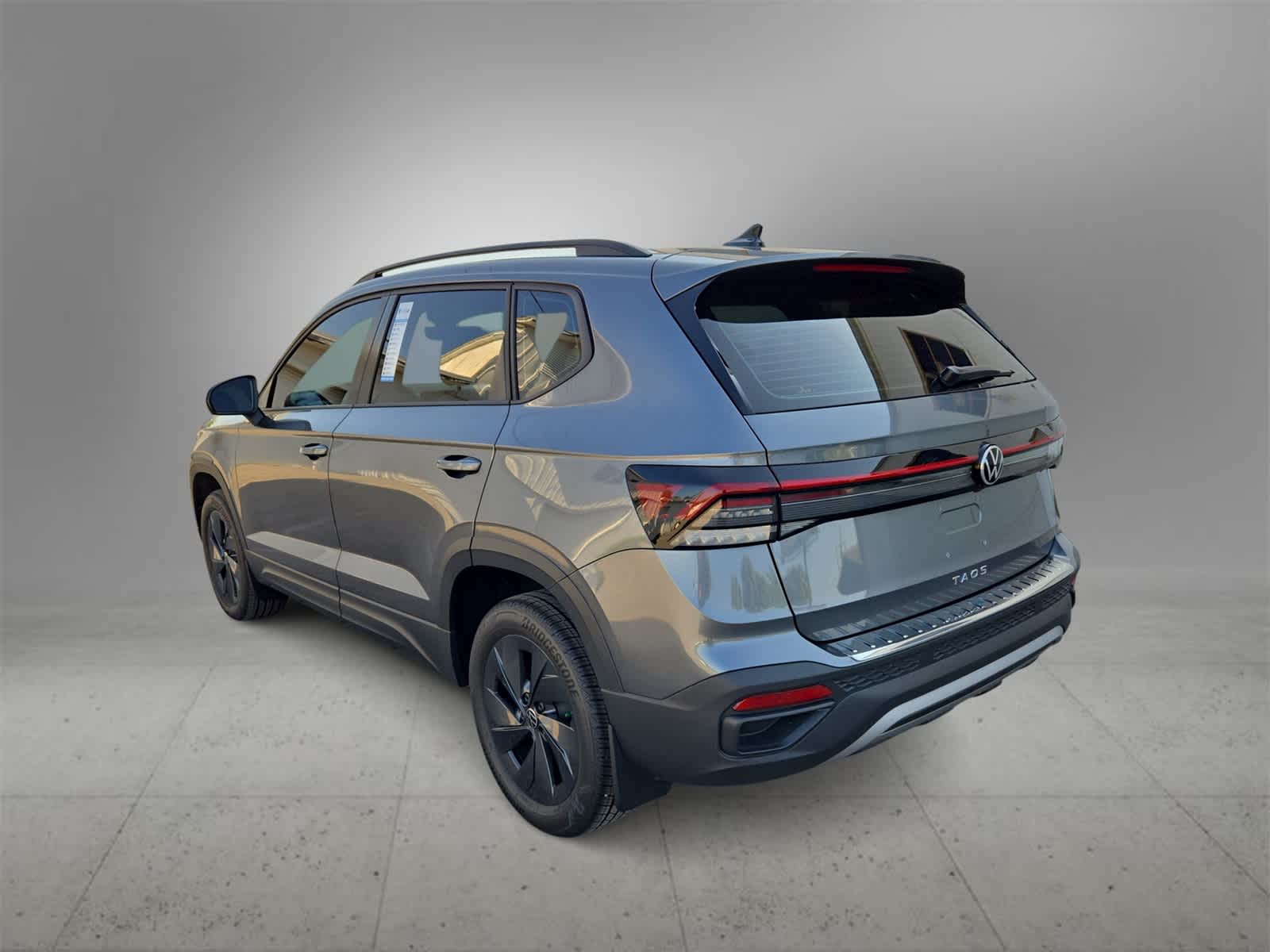 Thumbnail: 2025 Volkswagen Taos - 6