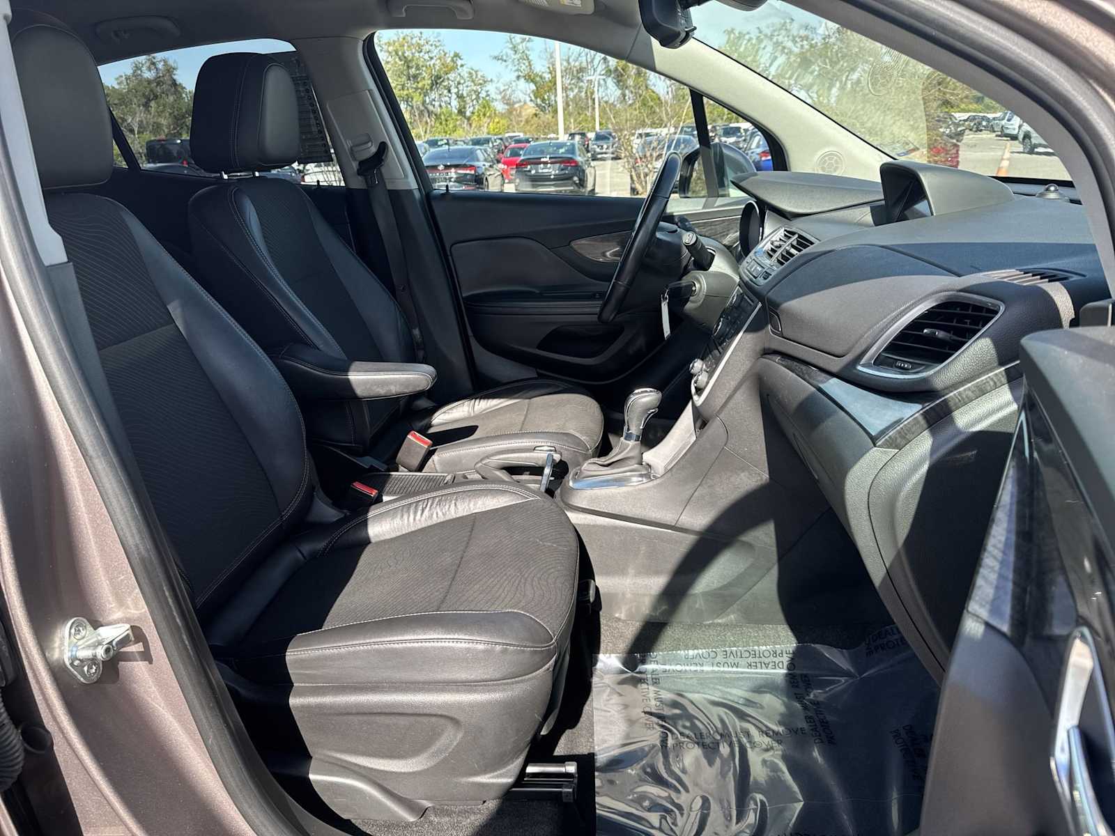 Thumbnail: 2014 Buick Encore - 19