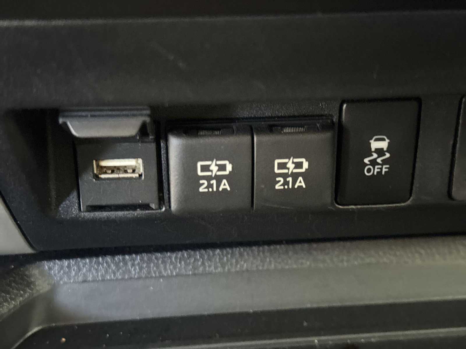 Thumbnail: 2020 Toyota Tundra - 30