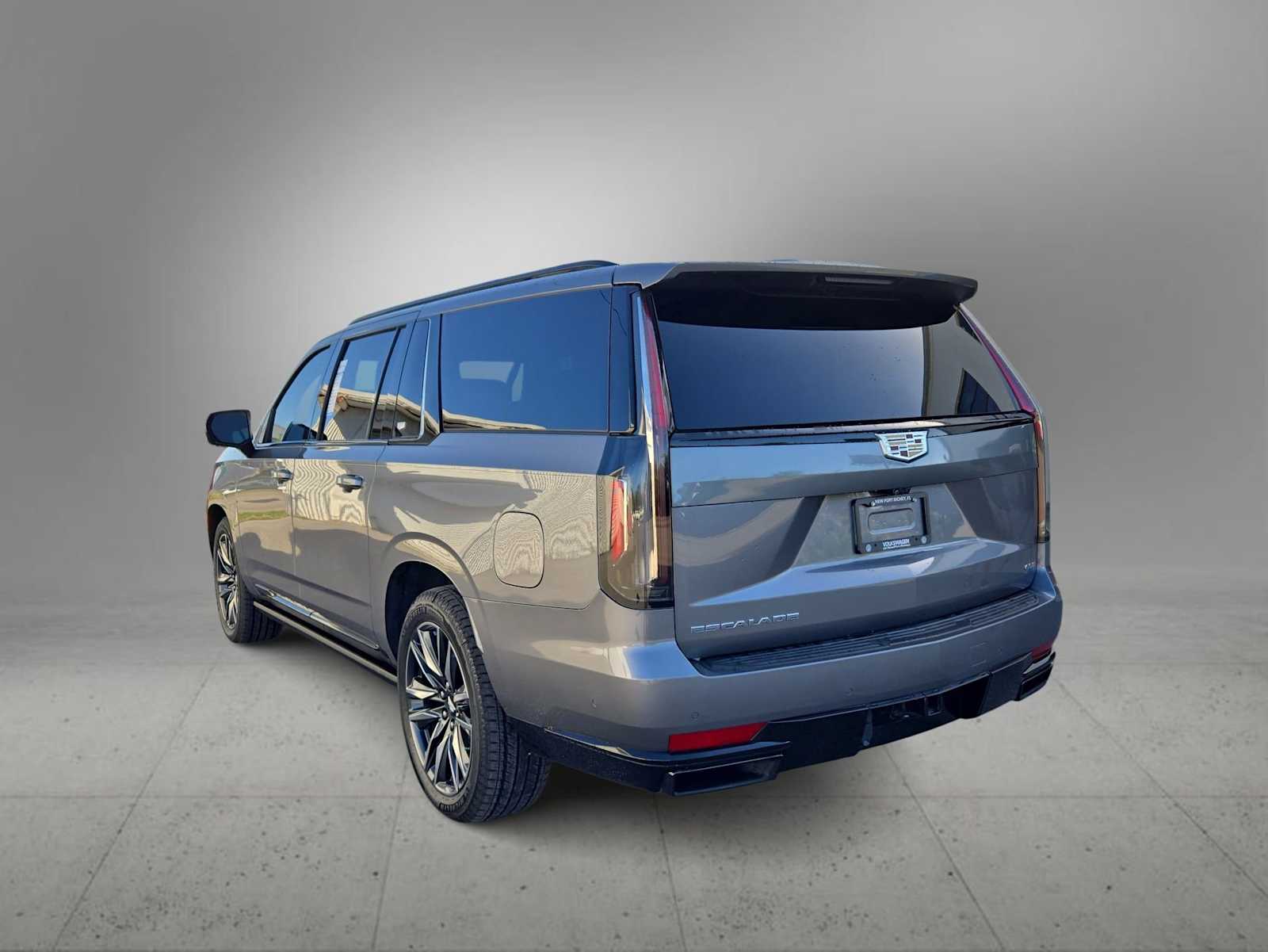 Thumbnail: 2021 Cadillac Escalade - 6