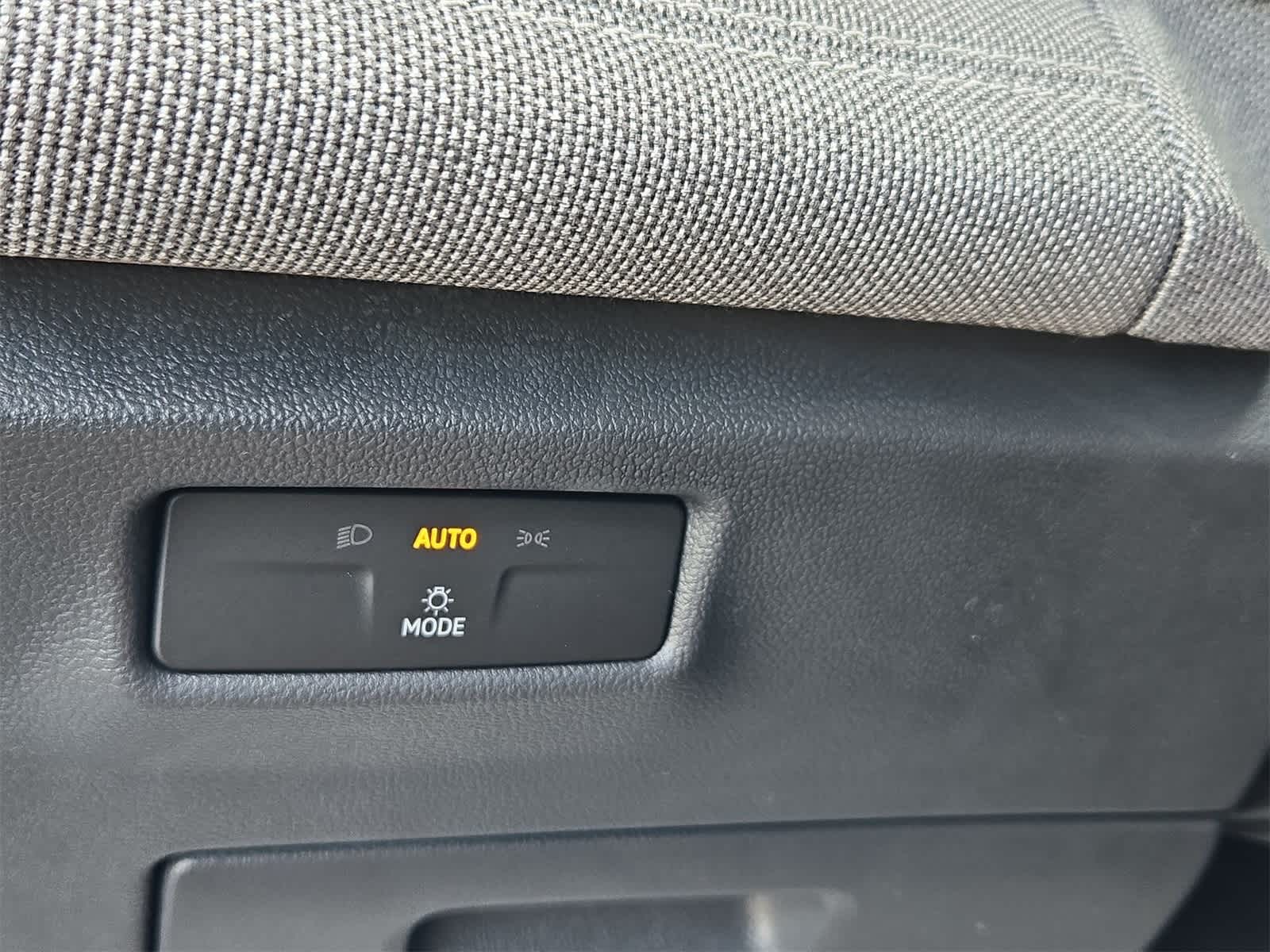 Thumbnail: 2025 Volkswagen Tiguan - 36