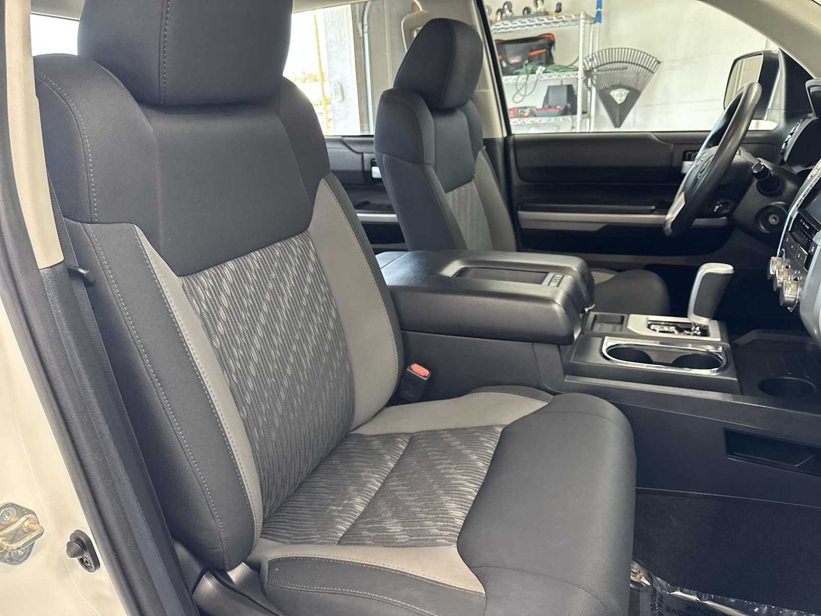 Thumbnail: 2020 Toyota Tundra - 21