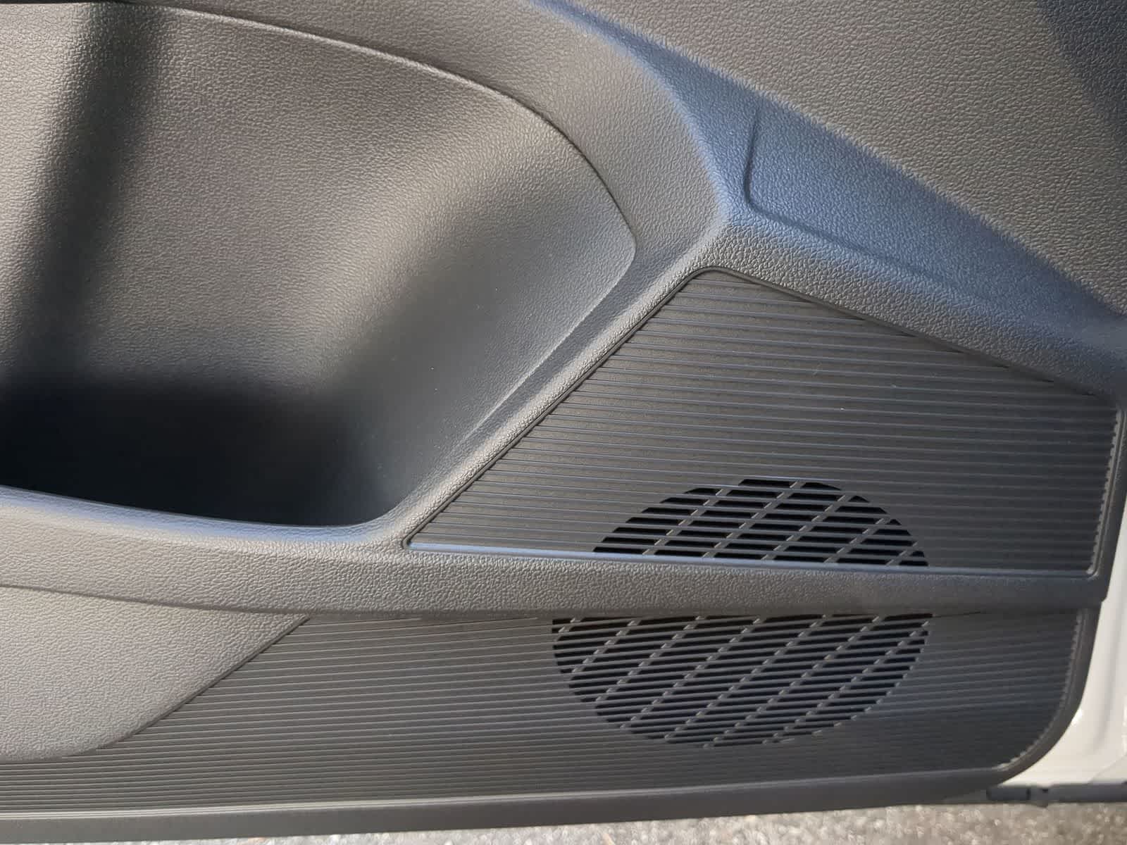 Thumbnail: 2025 Volkswagen Taos - 28