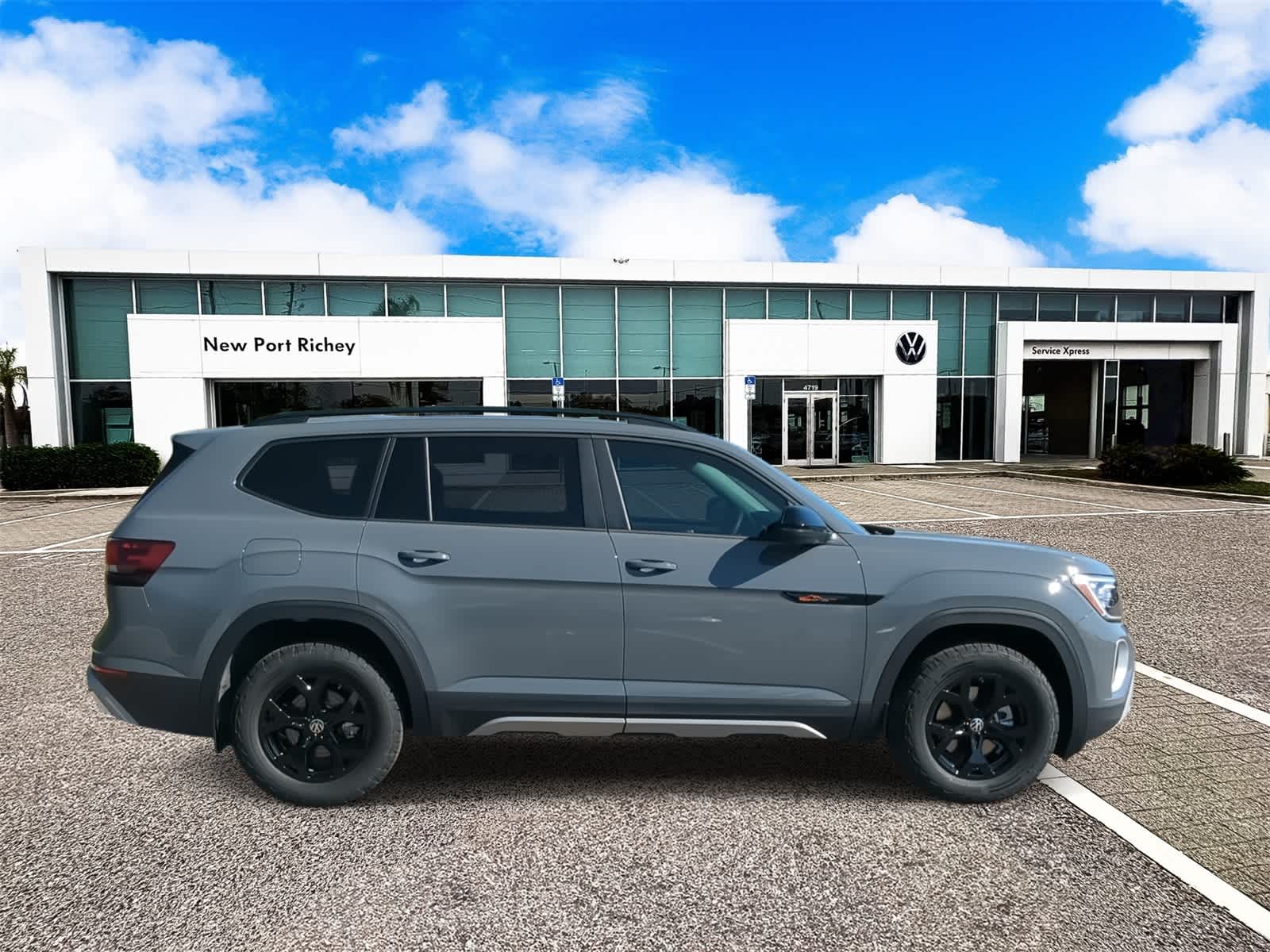 Thumbnail: 2025 Volkswagen Atlas - 9