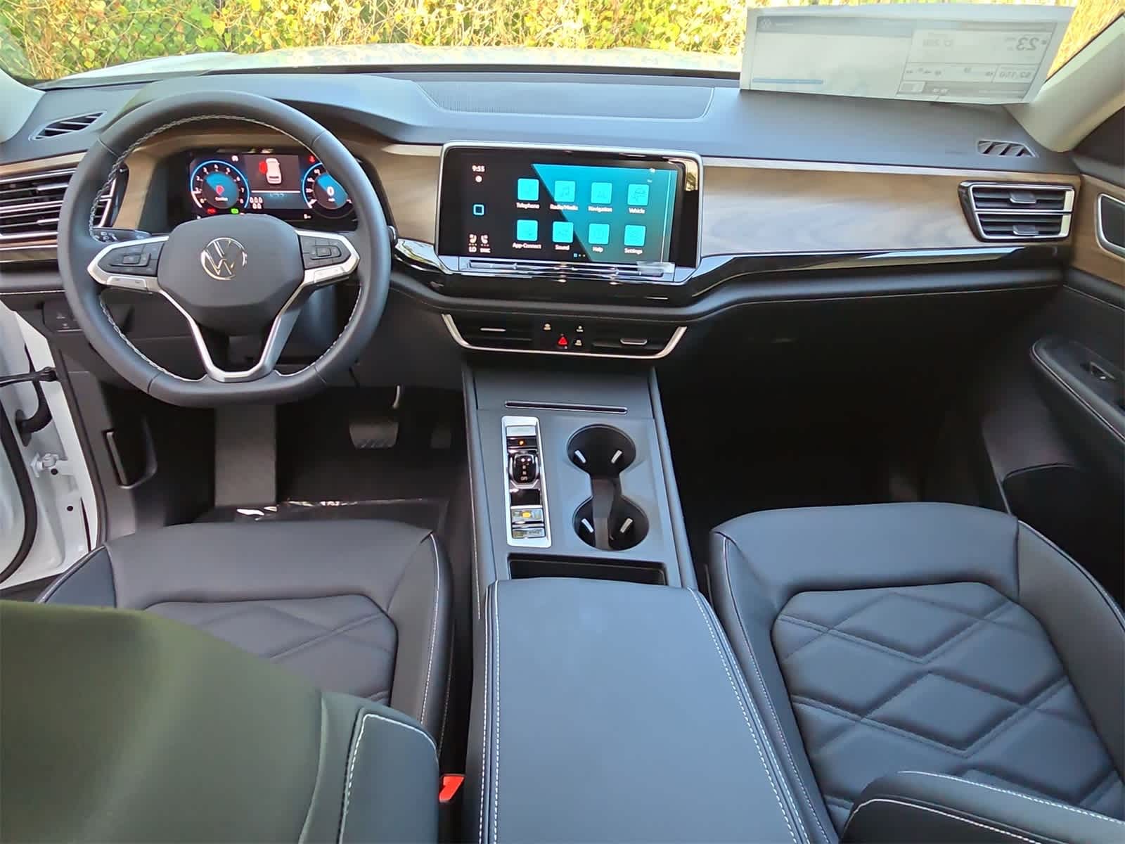 Thumbnail: 2026 Volkswagen Atlas - 16