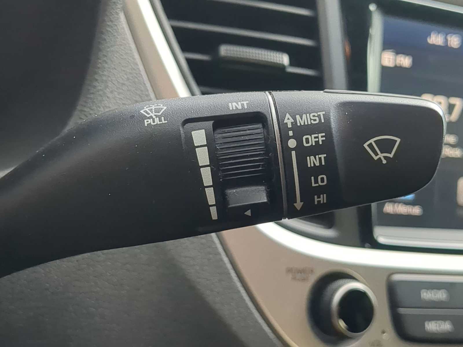 Thumbnail: 2018 Hyundai Accent - 24