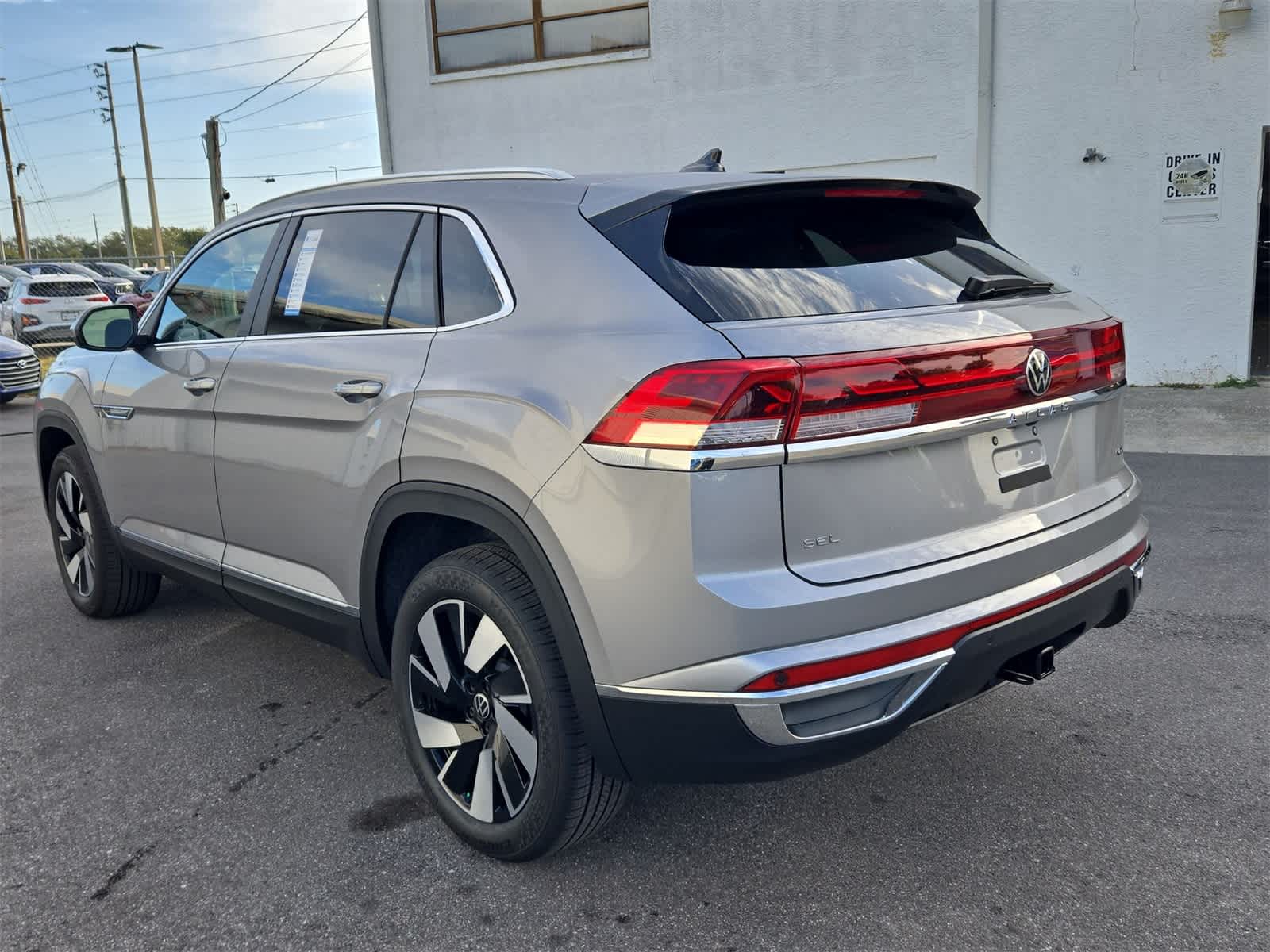 Thumbnail: 2026 Volkswagen Atlas - 12