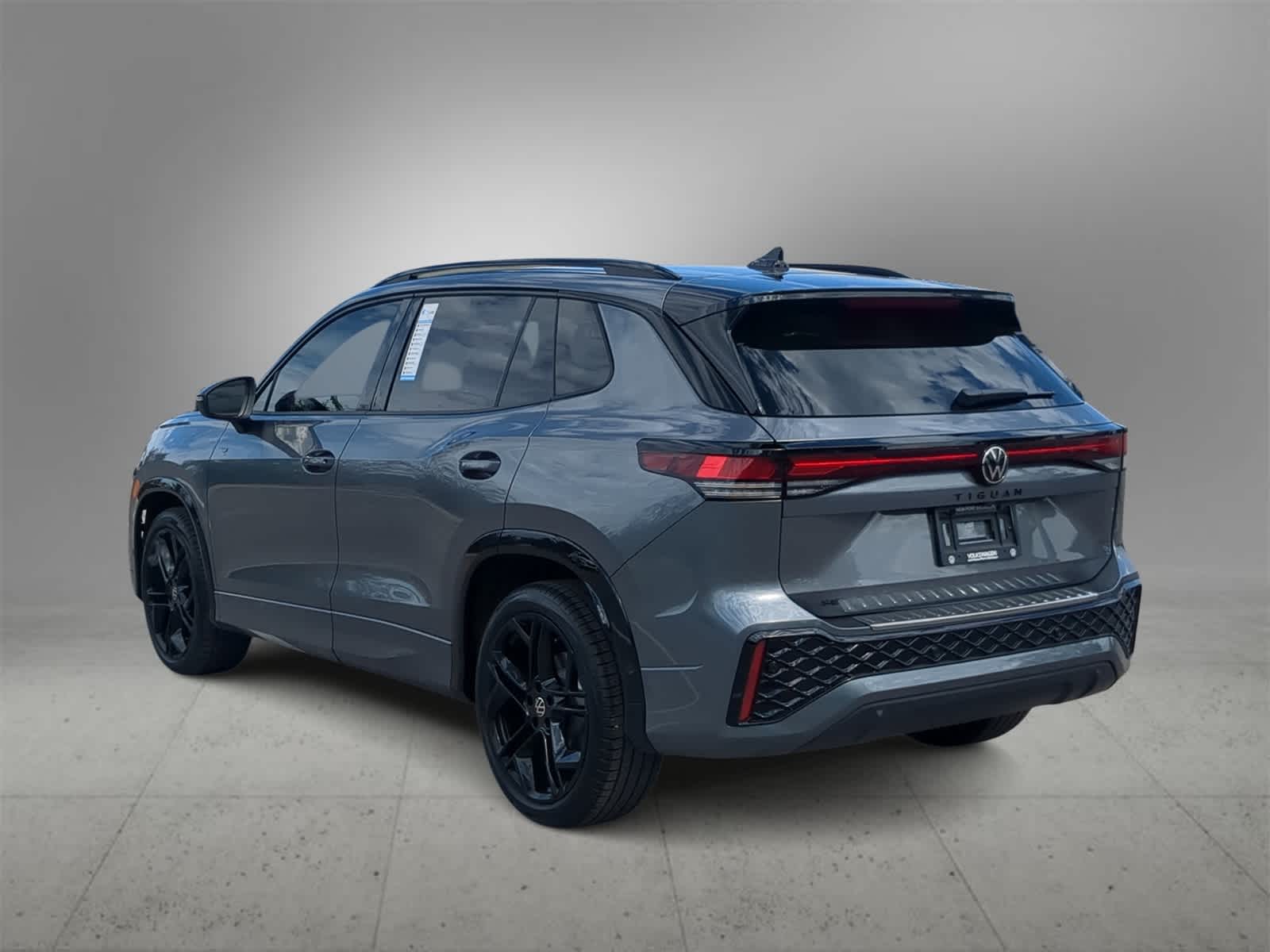 Thumbnail: 2026 Volkswagen Tiguan - 6