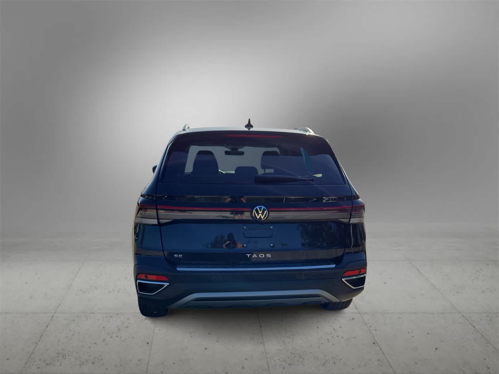 Thumbnail: 2025 Volkswagen Taos - 7