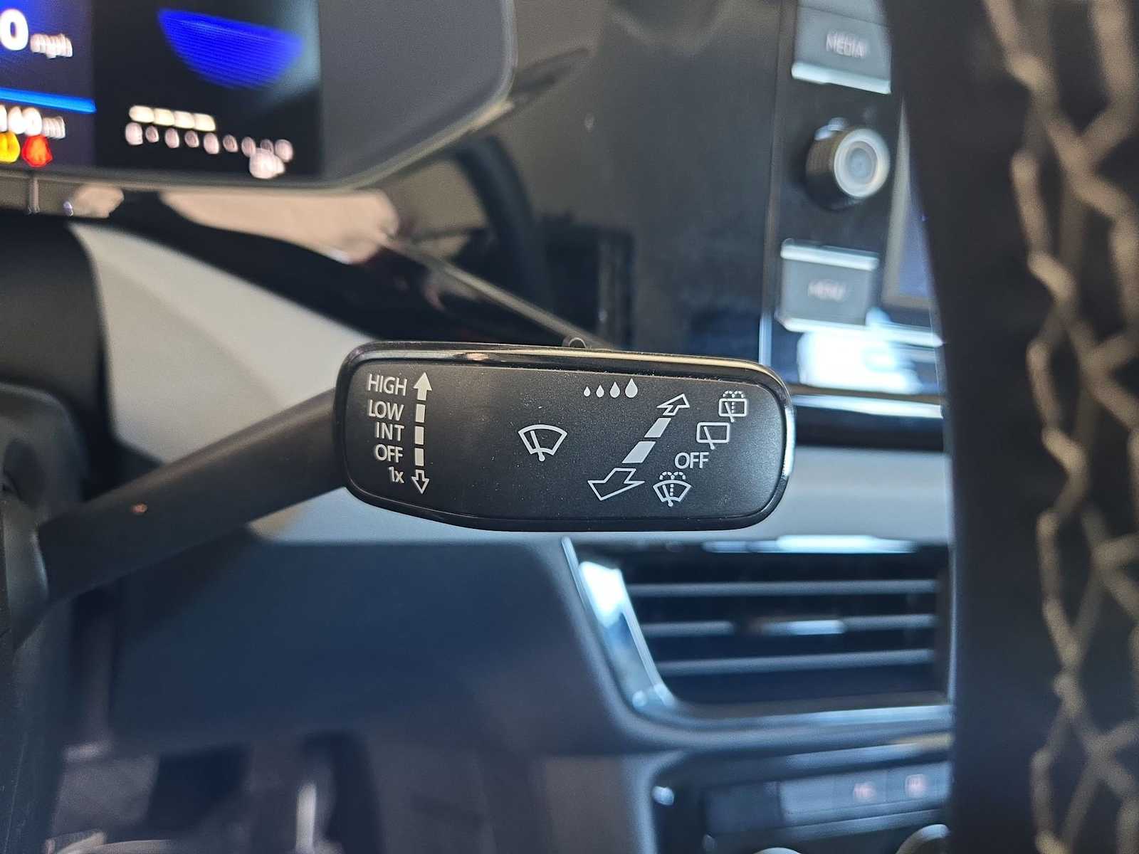 Thumbnail: 2023 Volkswagen Taos - 23