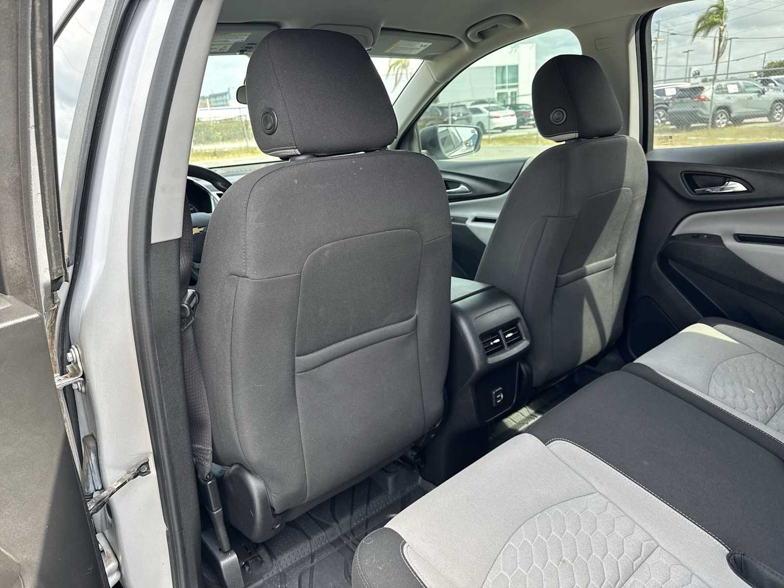 Thumbnail: 2020 Chevrolet Equinox - 18