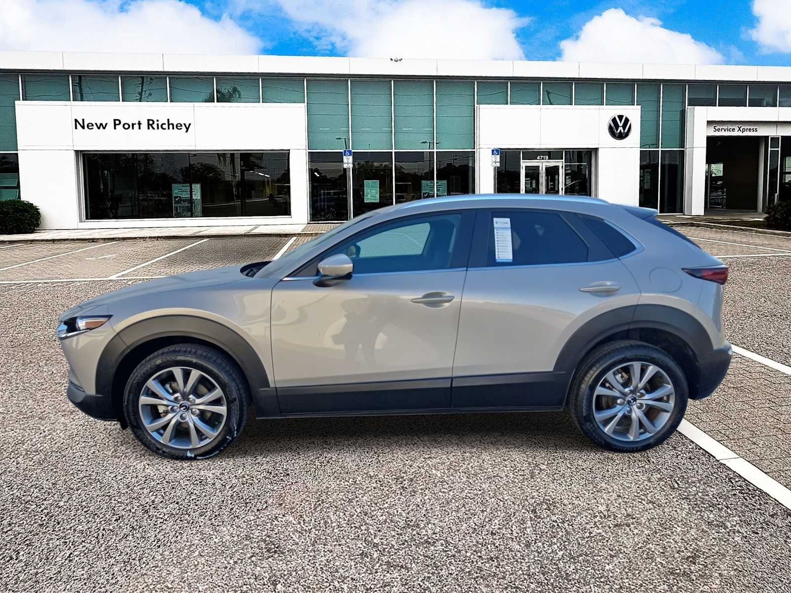 Thumbnail: 2023 Mazda CX-30 - 5