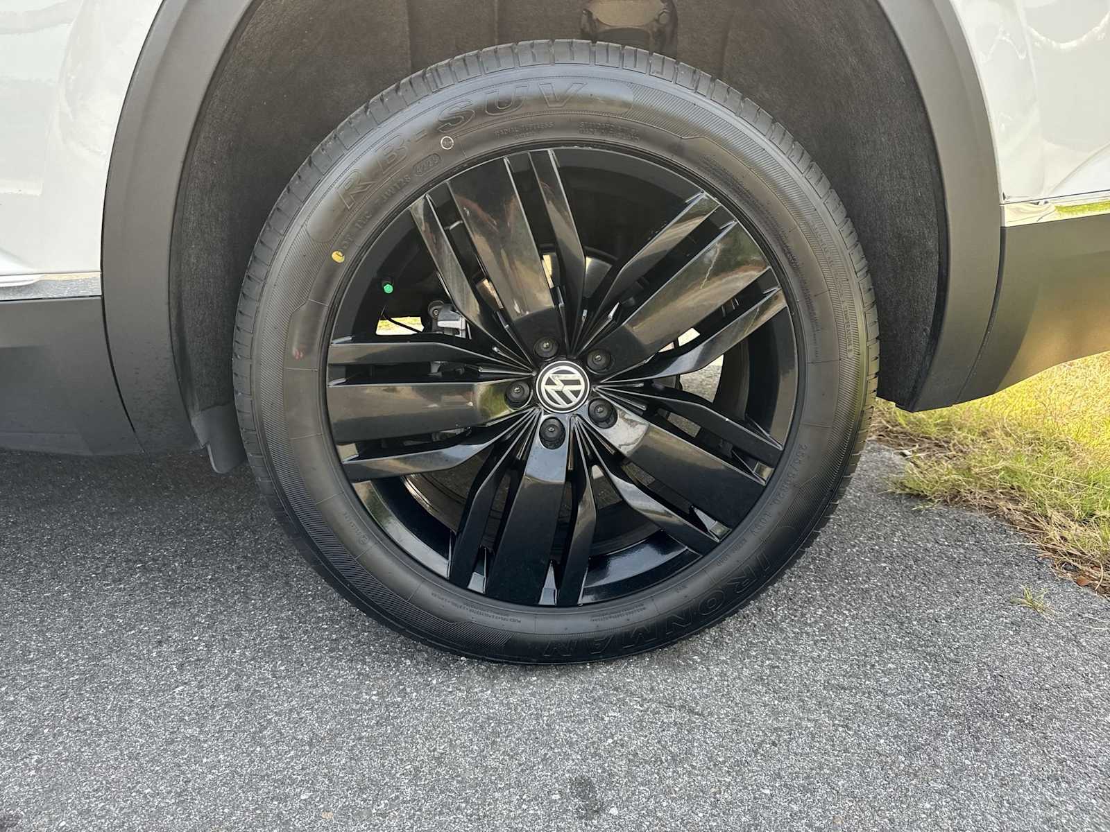 Thumbnail: 2019 Volkswagen Atlas - 13