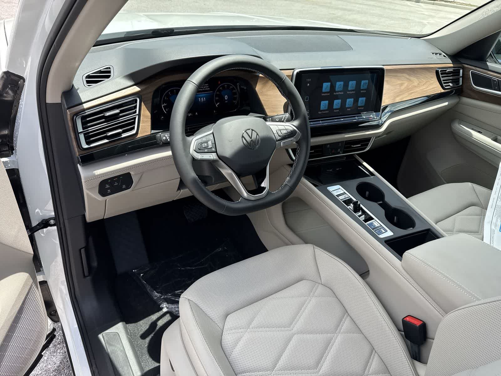 Thumbnail: 2026 Volkswagen Atlas - 2