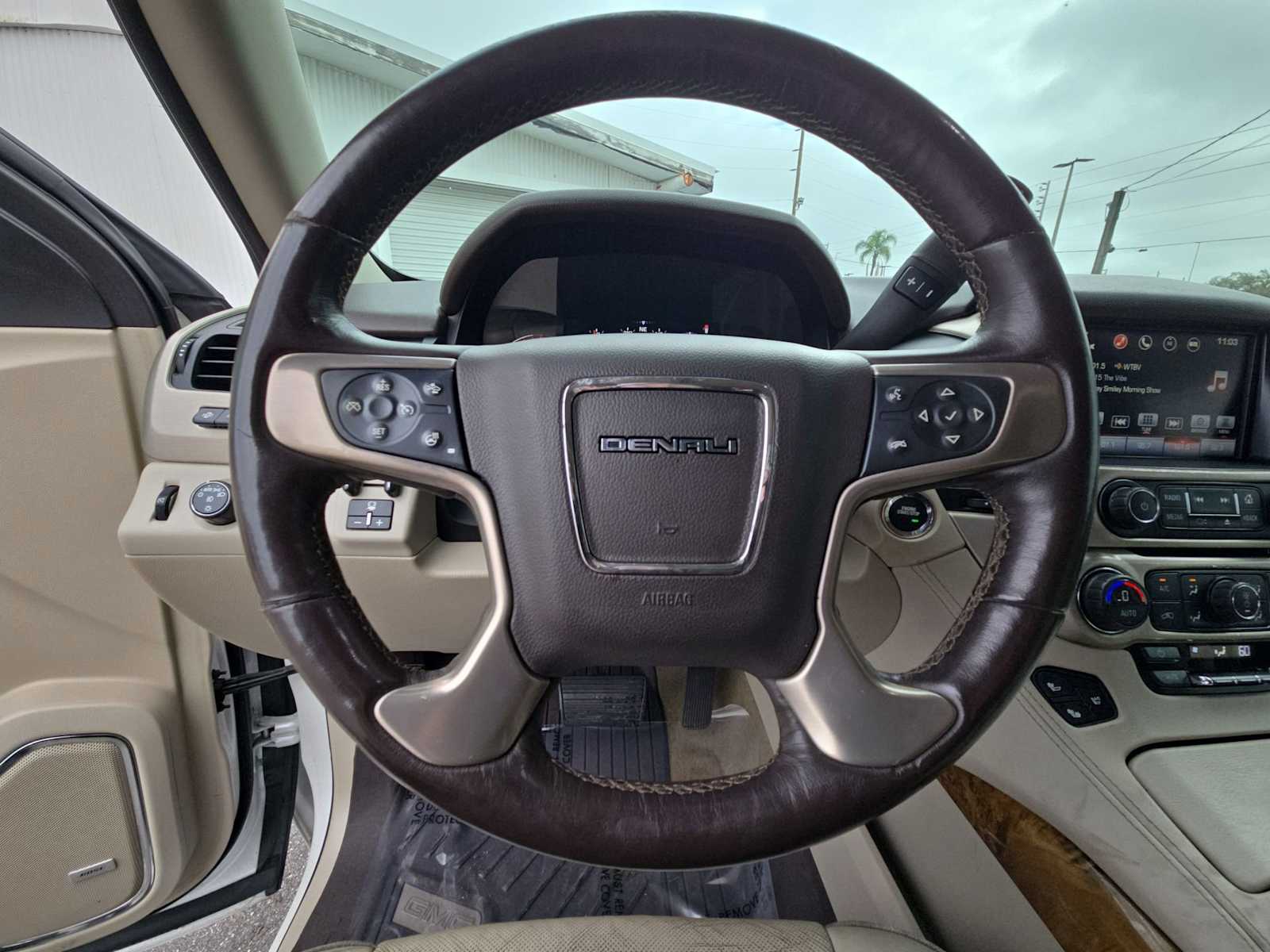 Thumbnail: 2016 GMC Yukon - 23