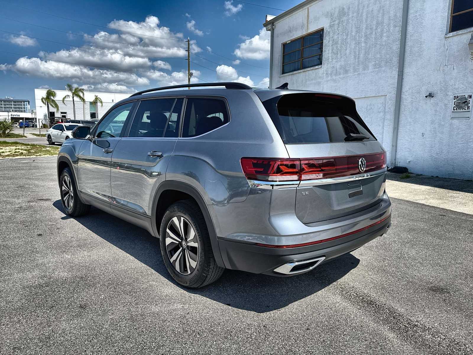 Thumbnail: 2025 Volkswagen Atlas - 3