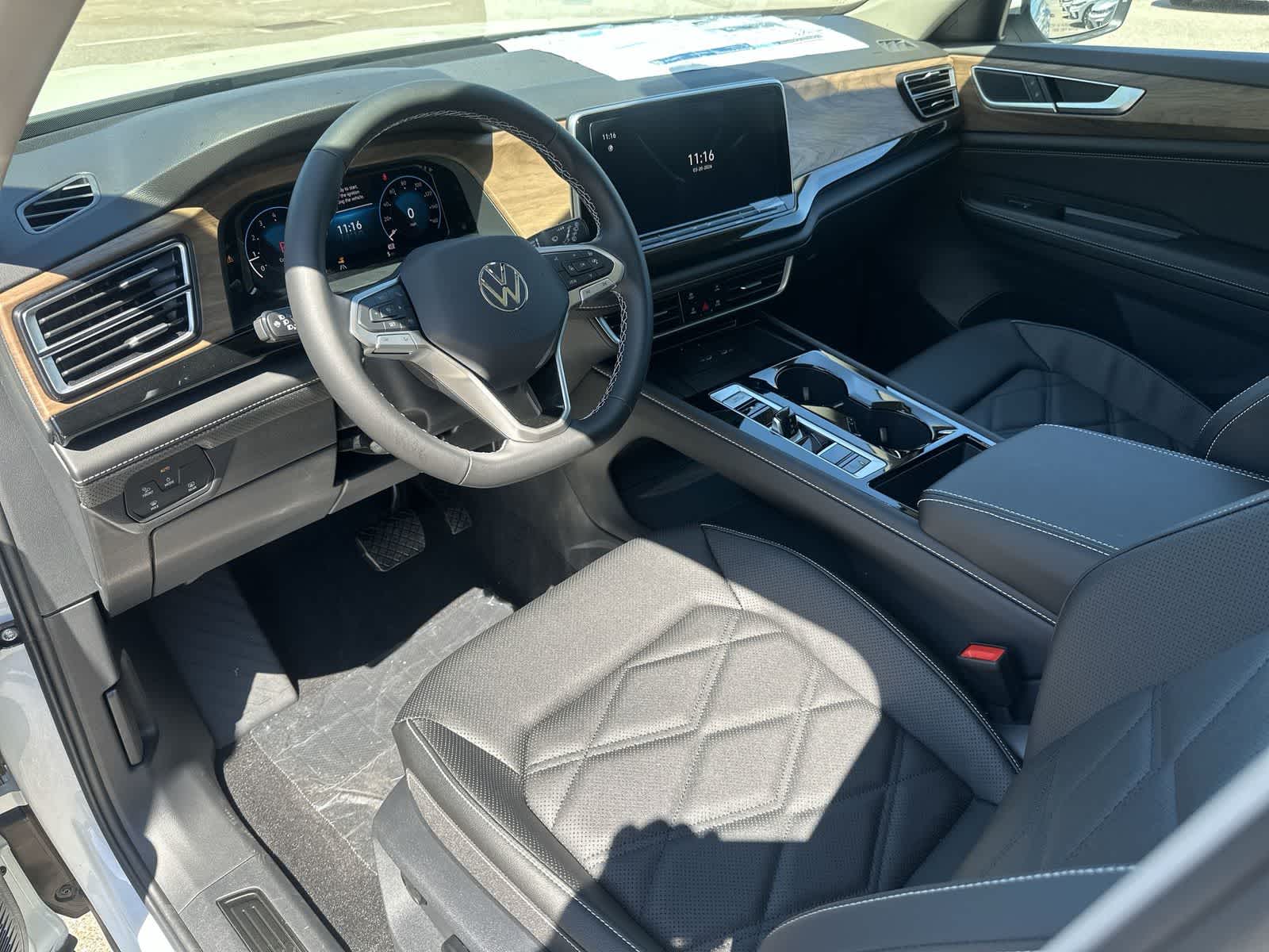 Thumbnail: 2026 Volkswagen Atlas - 2