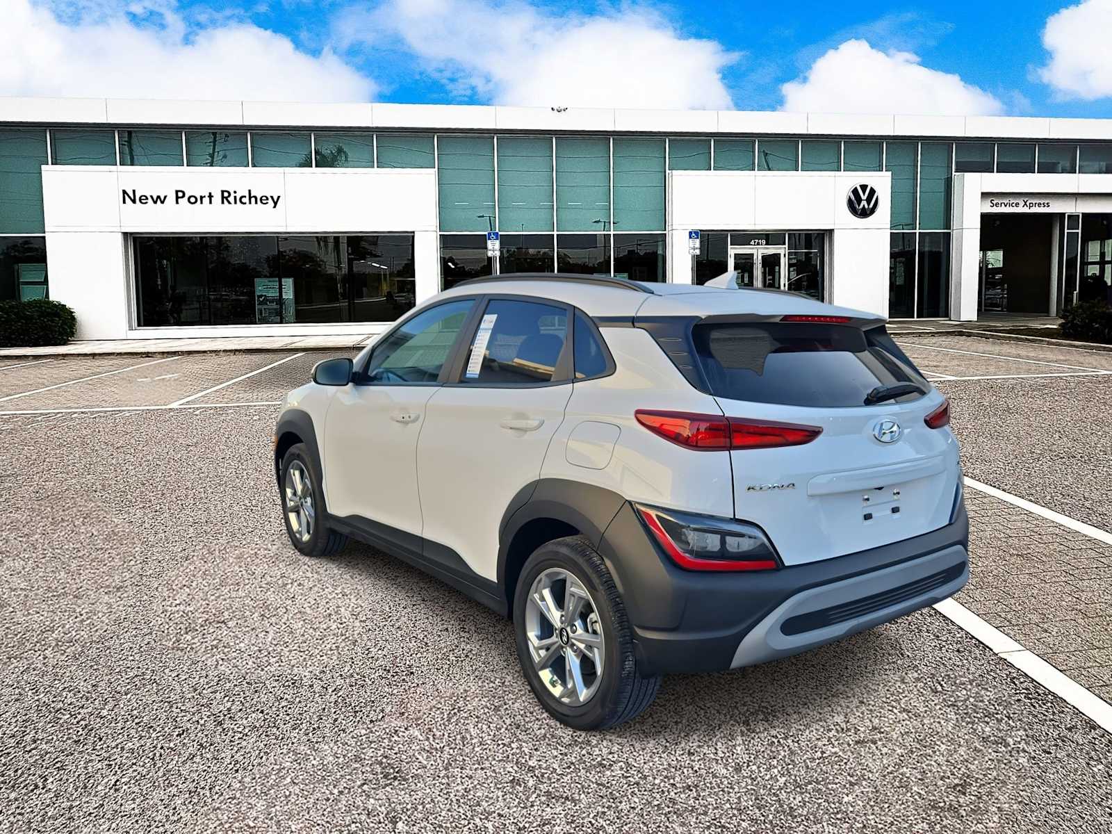 Thumbnail: 2023 Hyundai Kona - 6