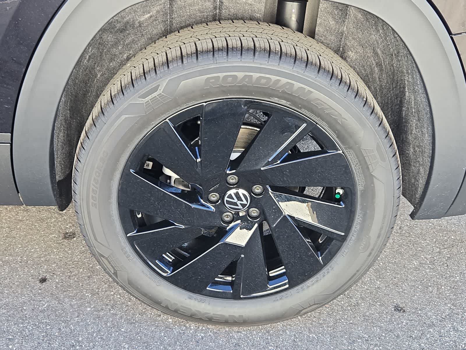 Thumbnail: 2026 Volkswagen Atlas - 21