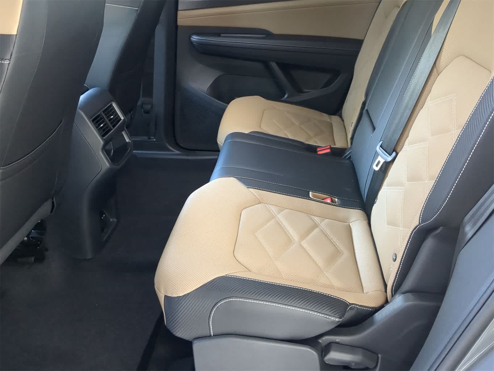 Thumbnail: 2025 Volkswagen Atlas - 19