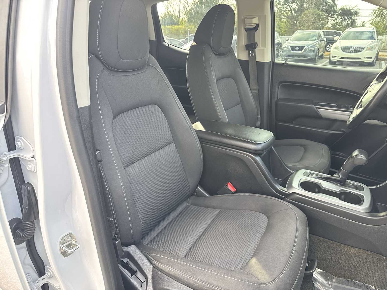 Thumbnail: 2019 Chevrolet Colorado - 20