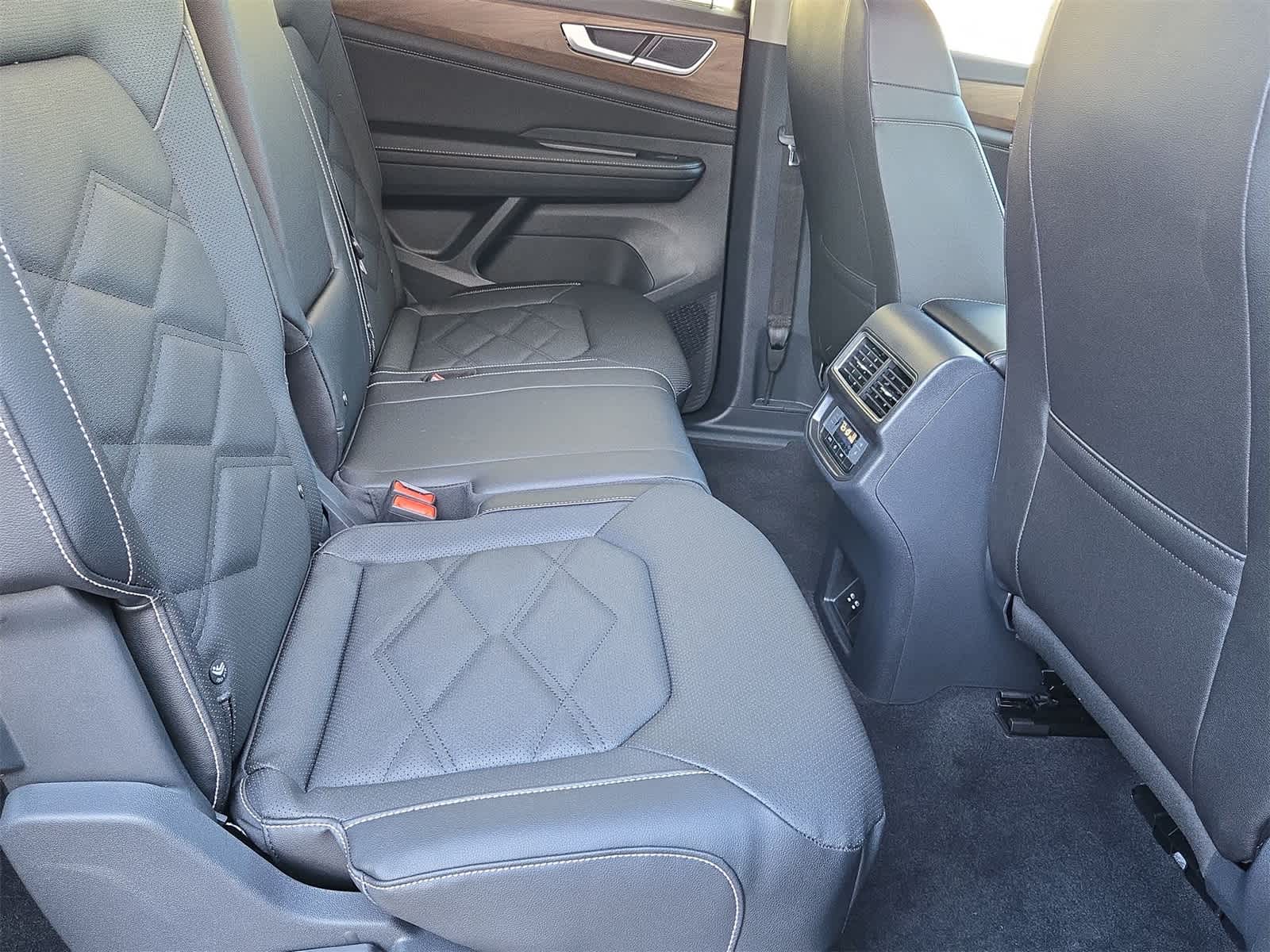 Thumbnail: 2026 Volkswagen Atlas - 27