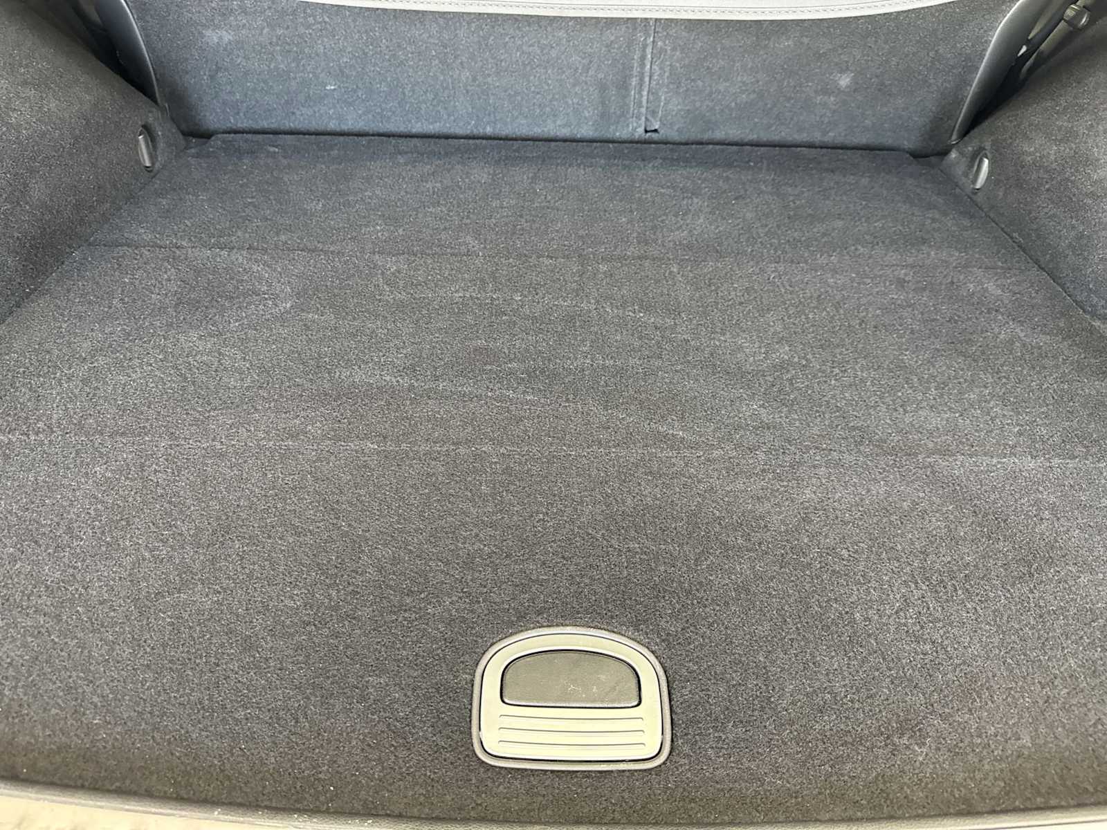 Thumbnail: 2025 Genesis GV70 - 33