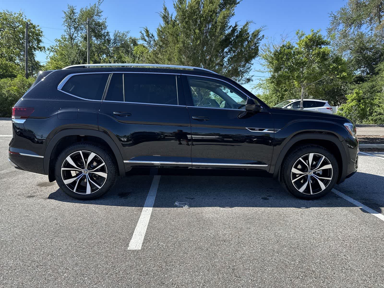Thumbnail: 2026 Volkswagen Atlas - 7