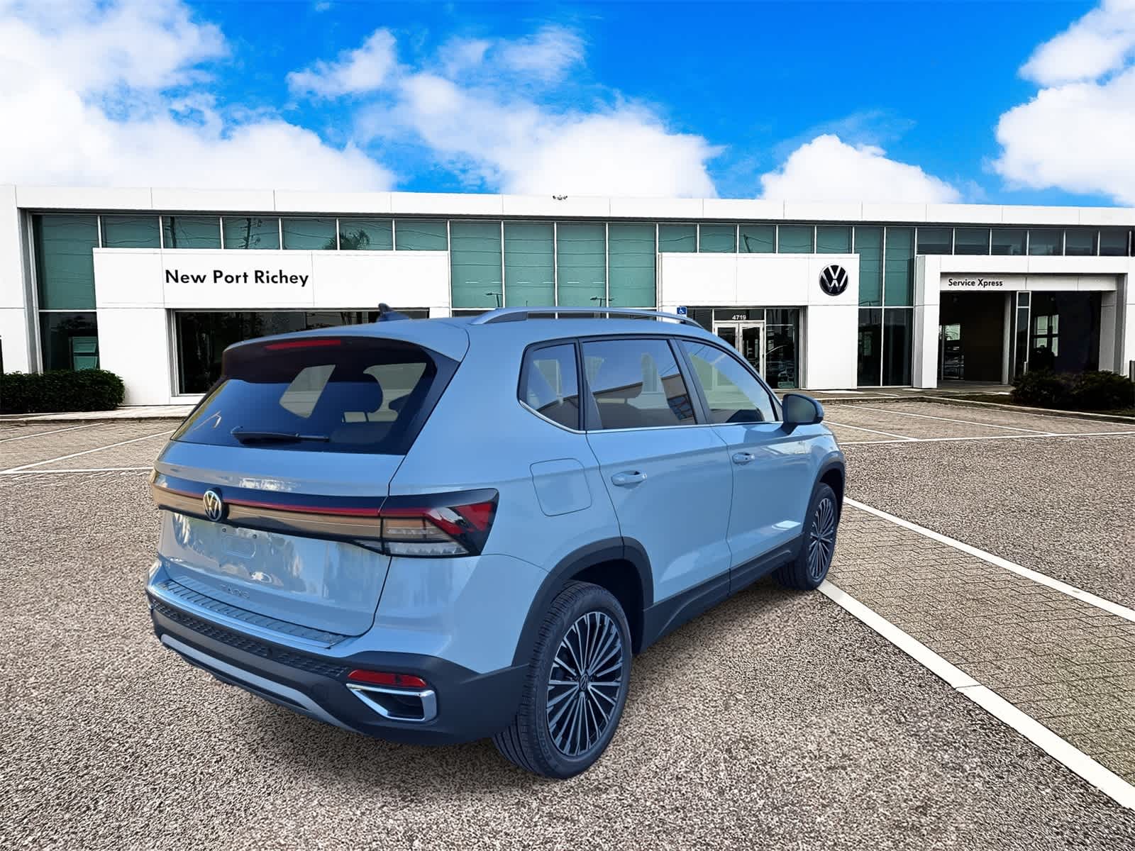 Thumbnail: 2025 Volkswagen Taos - 8