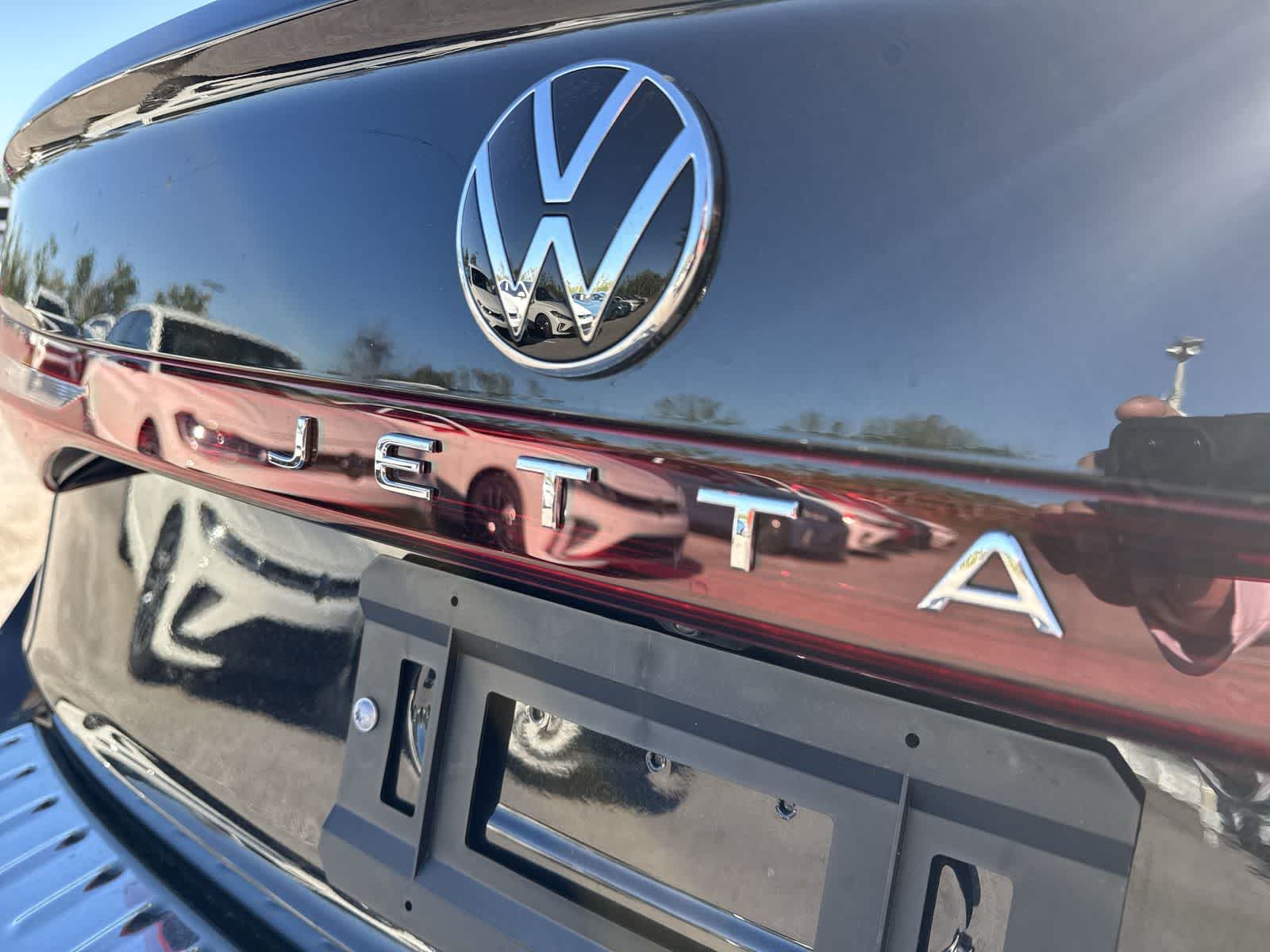 Thumbnail: 2026 Volkswagen Jetta - 11