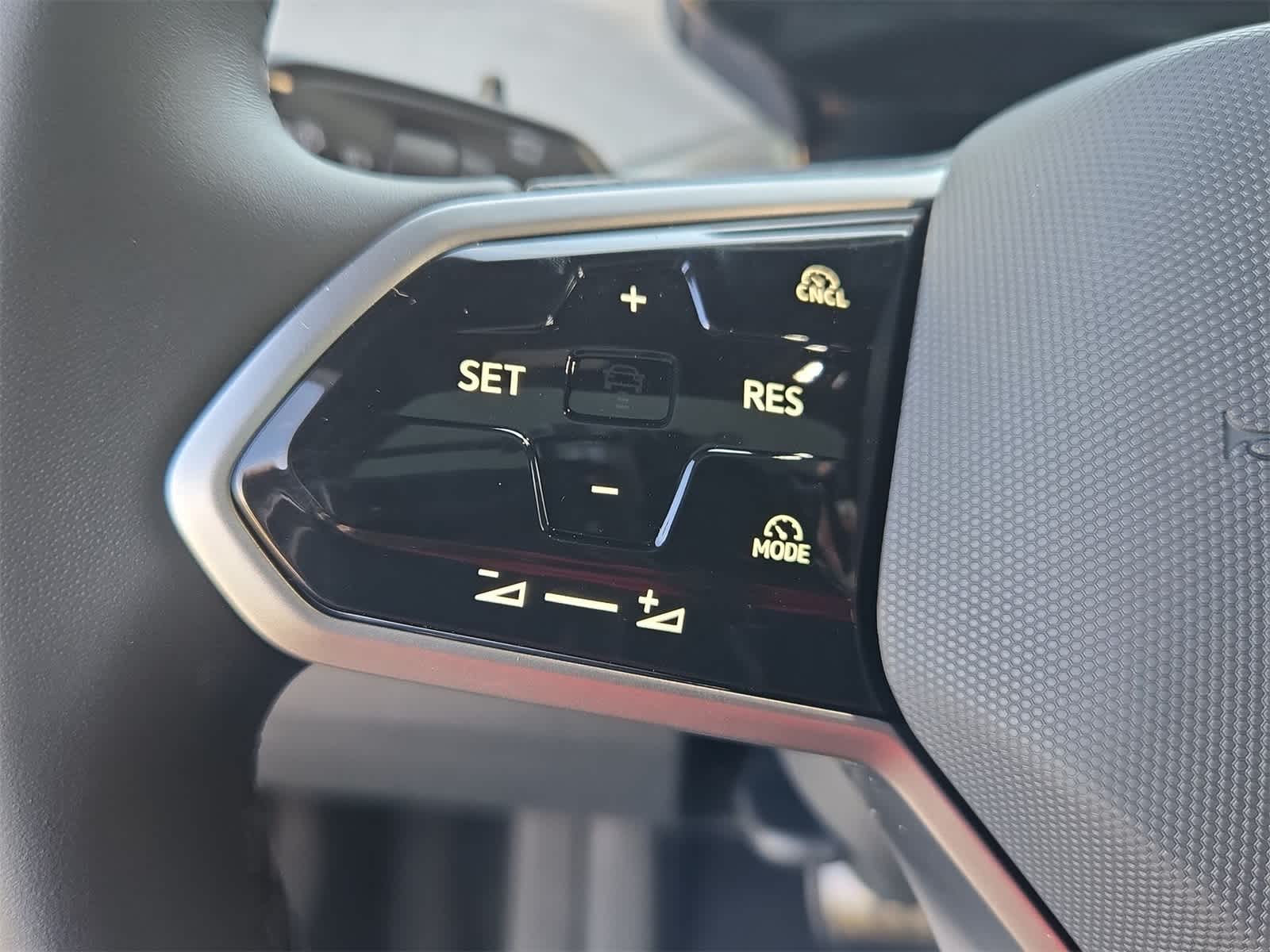 Thumbnail: 2025 Volkswagen ID.Buzz - 24