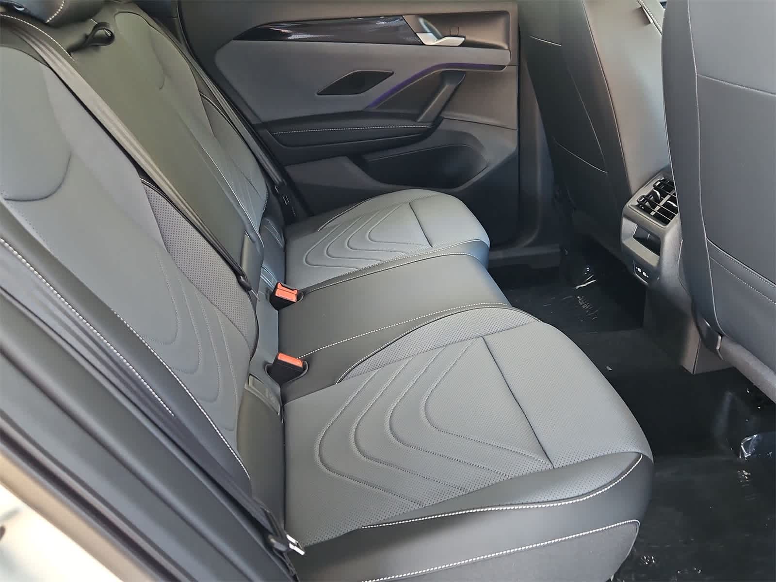 Thumbnail: 2025 Volkswagen Tiguan - 22