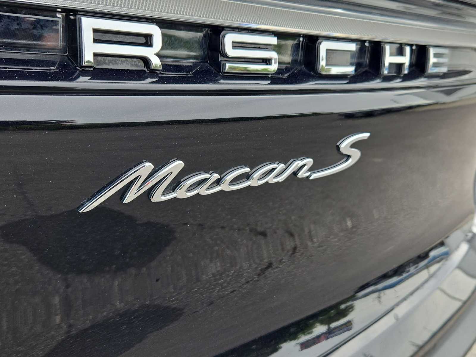 Thumbnail: 2022 Porsche Macan - 13
