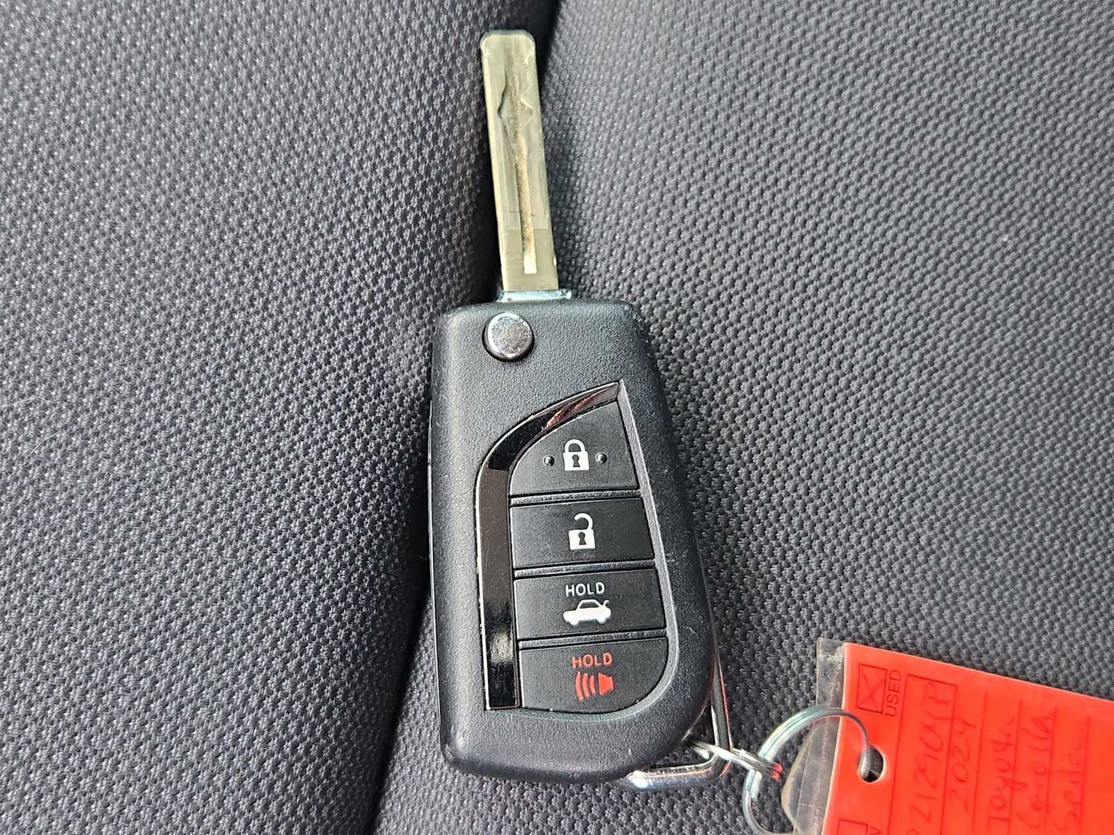 Thumbnail: 2024 Toyota Corolla - 32