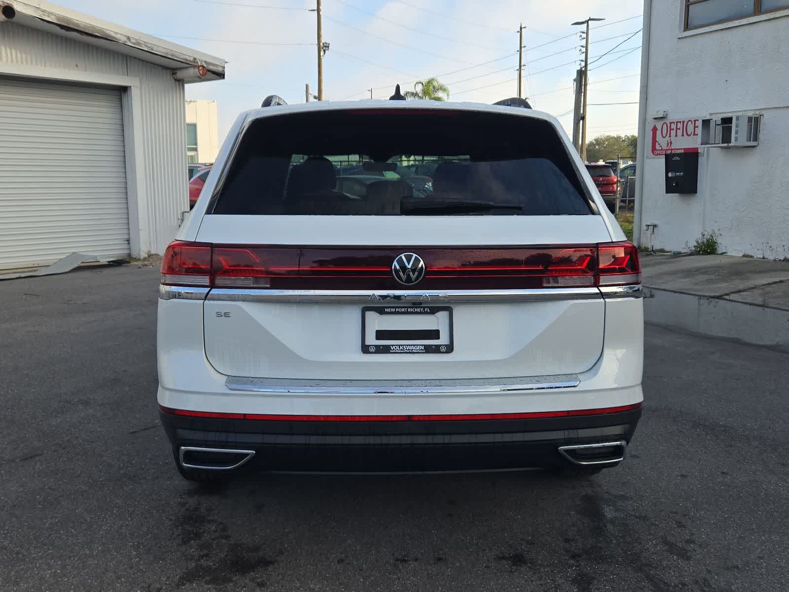 Thumbnail: 2026 Volkswagen Atlas - 13