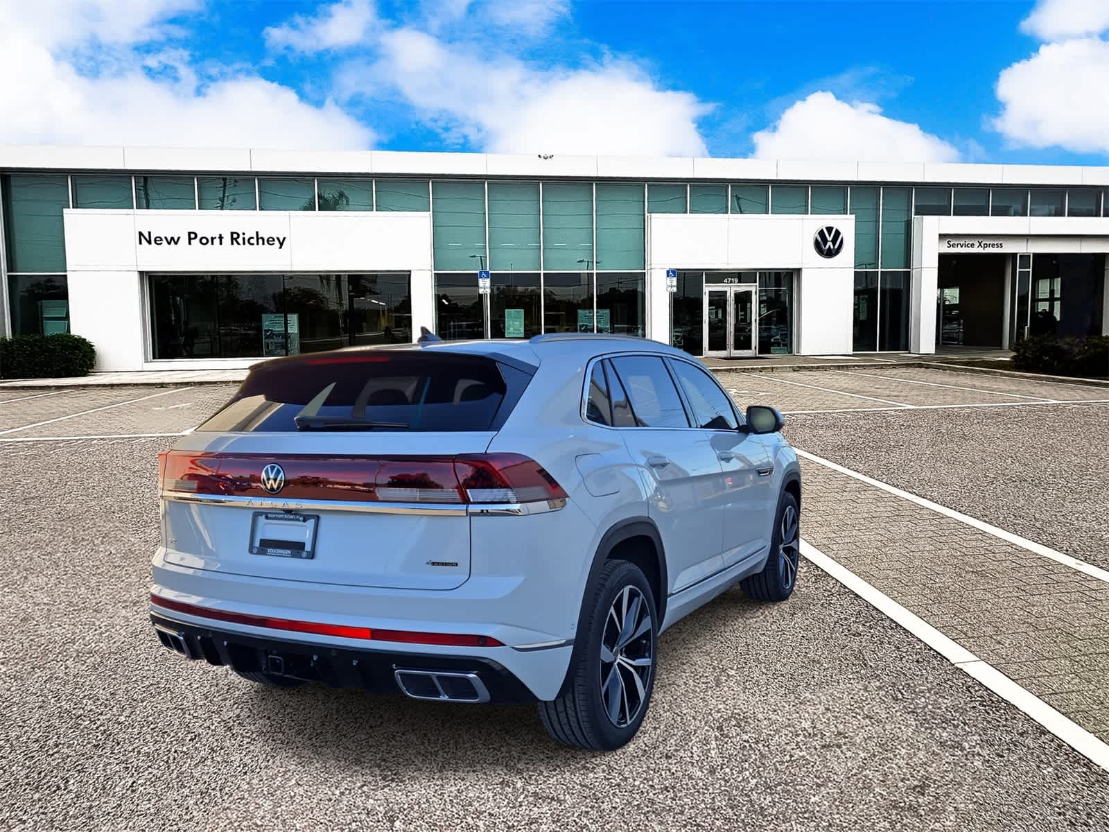 Thumbnail: 2026 Volkswagen Atlas - 8