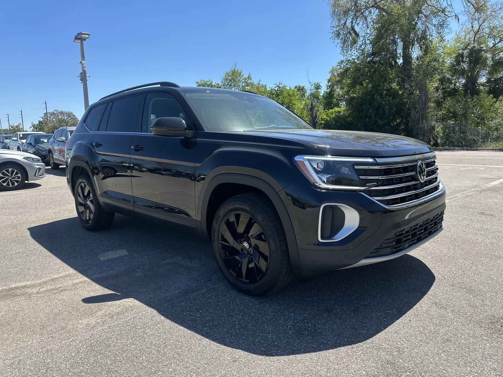 Thumbnail: 2026 Volkswagen Atlas - 8