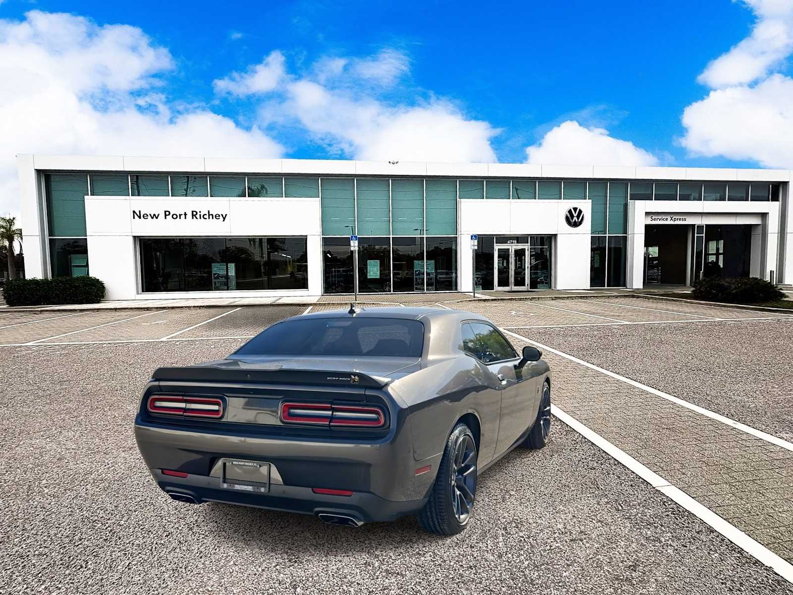Thumbnail: 2021 Dodge Challenger - 8