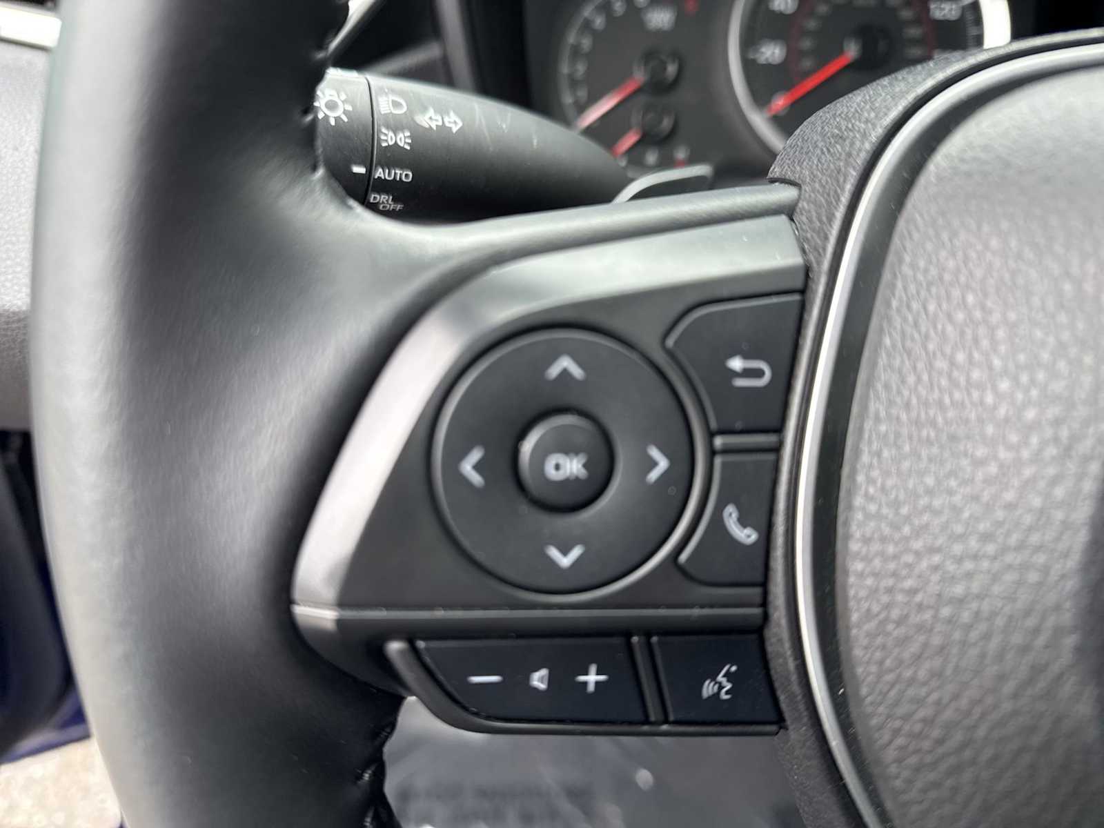 Thumbnail: 2022 Toyota Corolla - 22